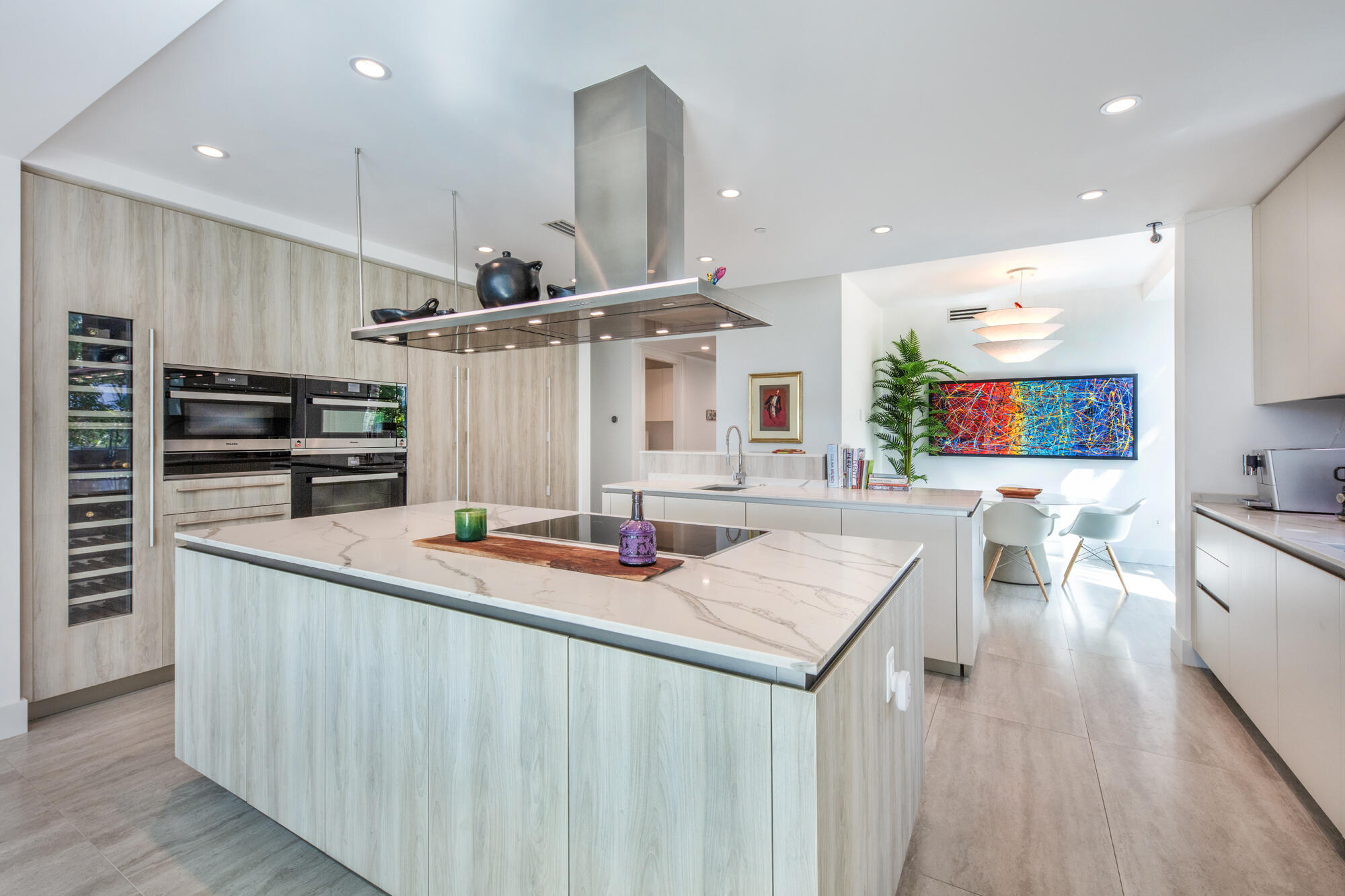 353 SUNSET #202, Fort Lauderdale FL 33301