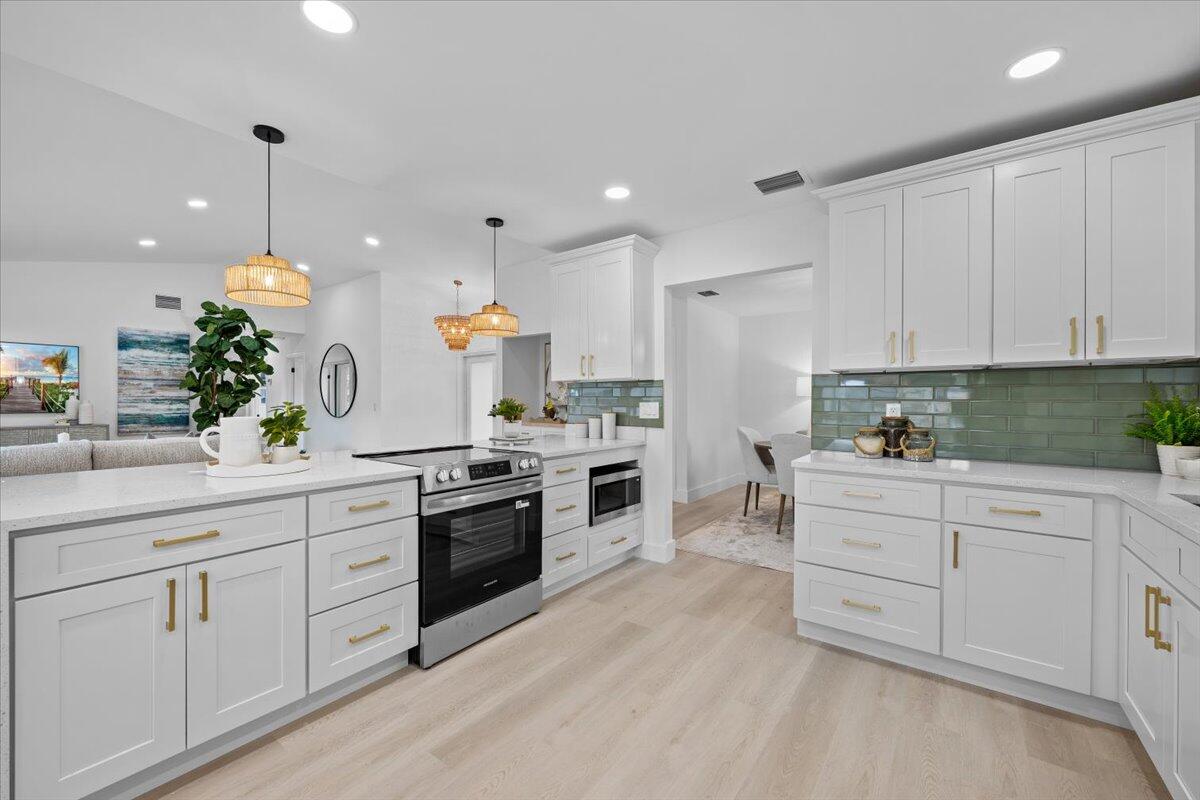 48 Wingo, Tequesta FL 33469