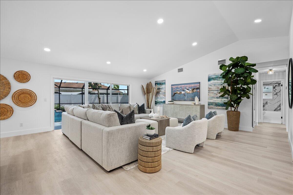 48 Wingo, Tequesta FL 33469