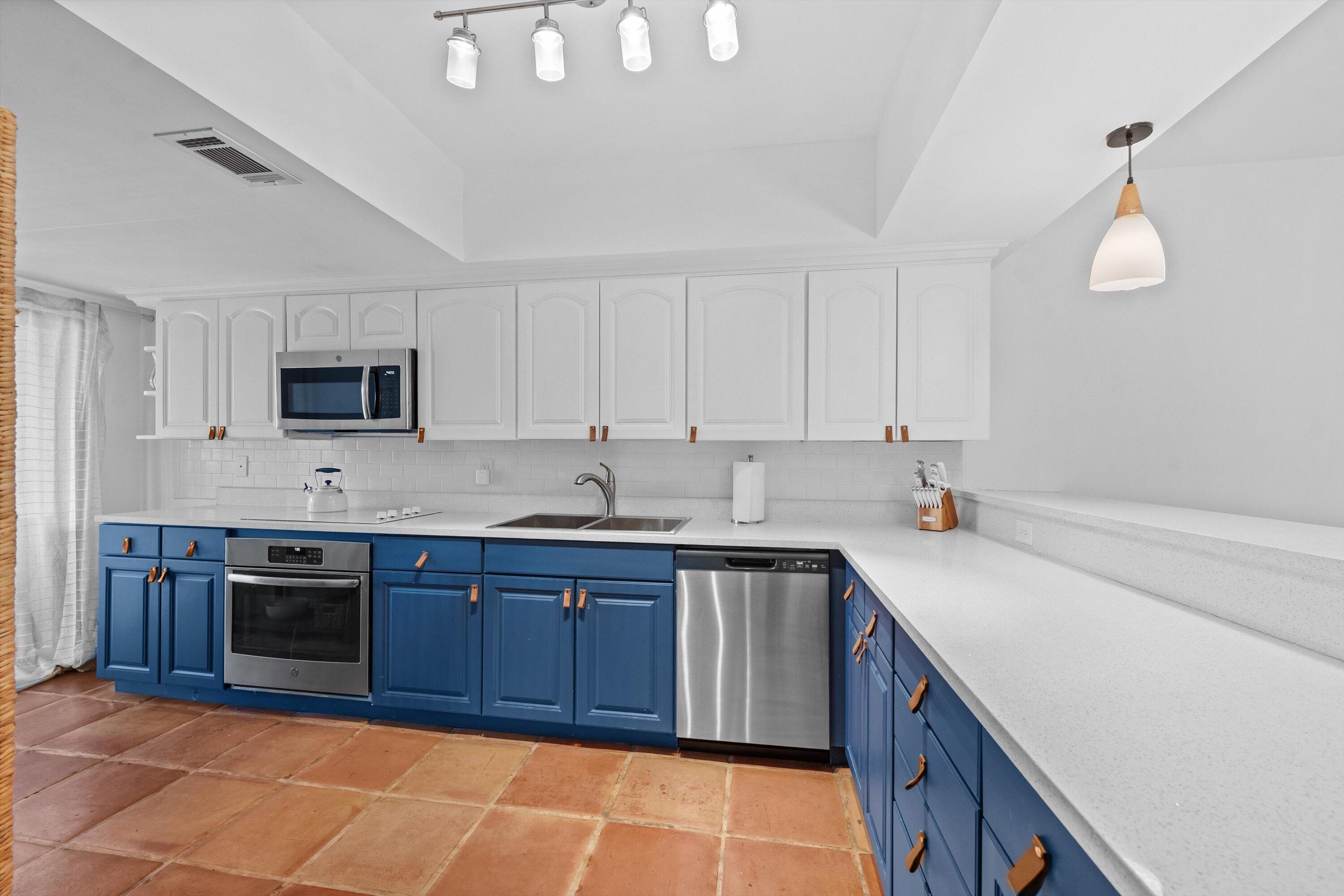 13329 Polo Club #204, Wellington FL 33414