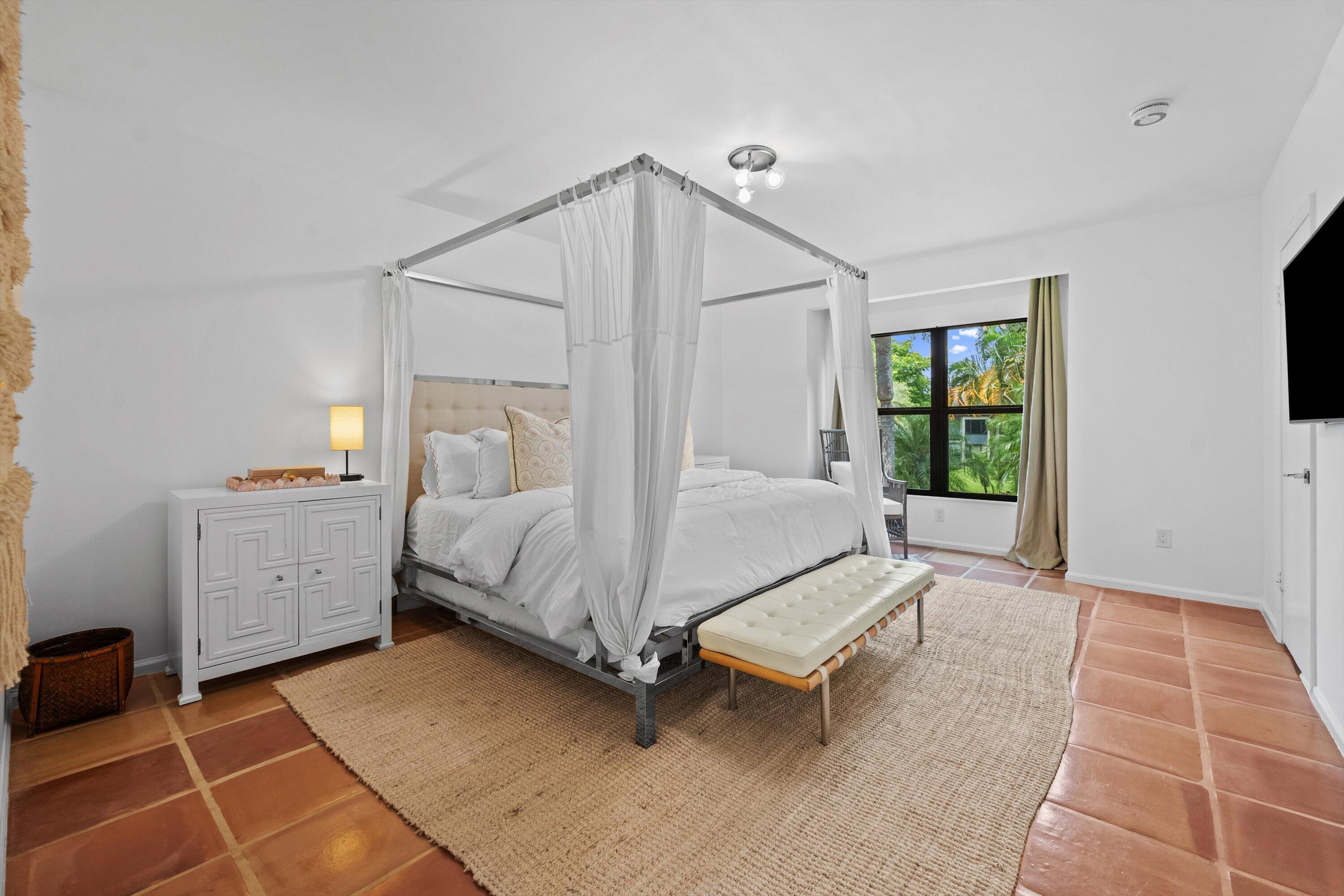 13329 Polo Club #204, Wellington FL 33414