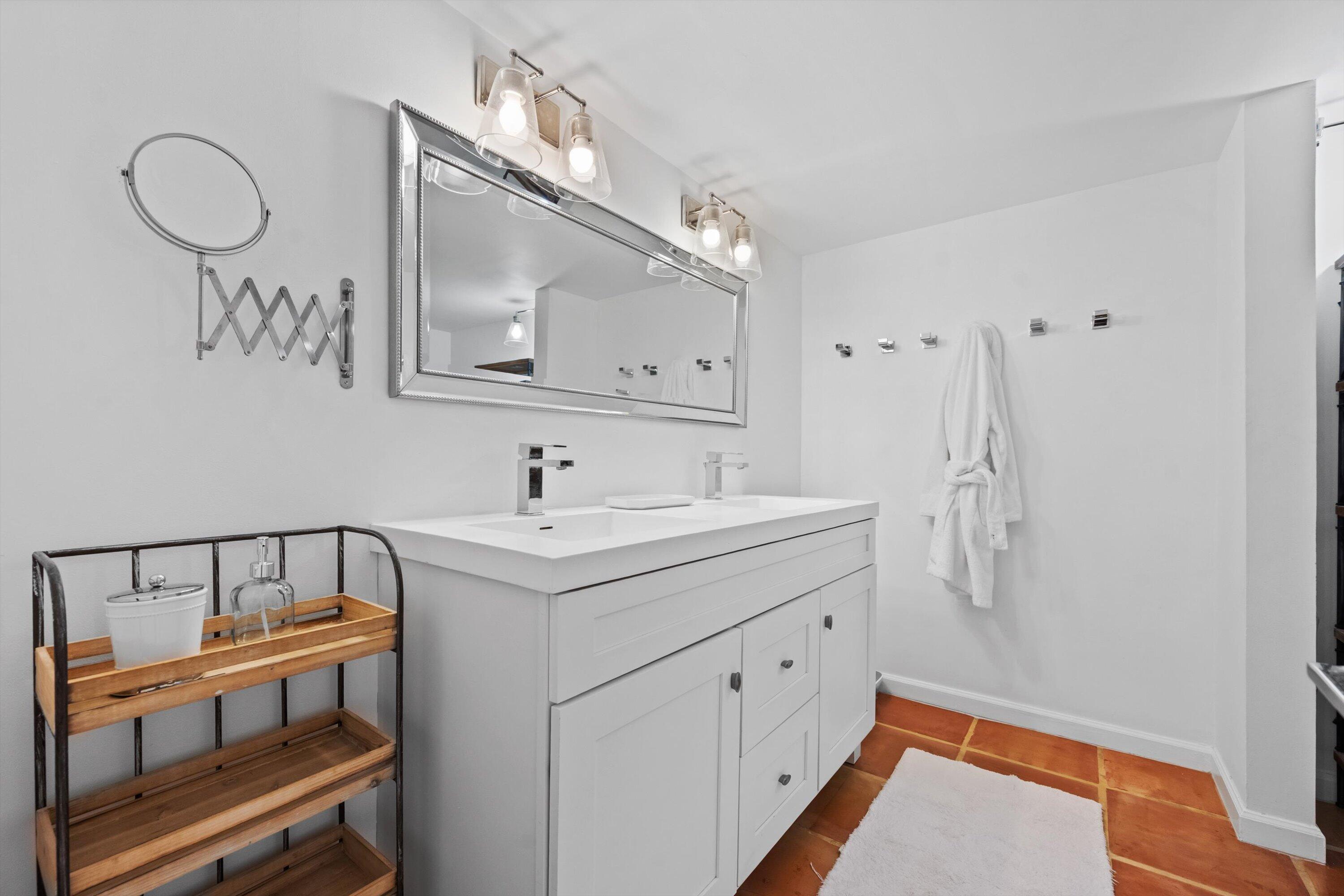 13329 Polo Club #204, Wellington FL 33414
