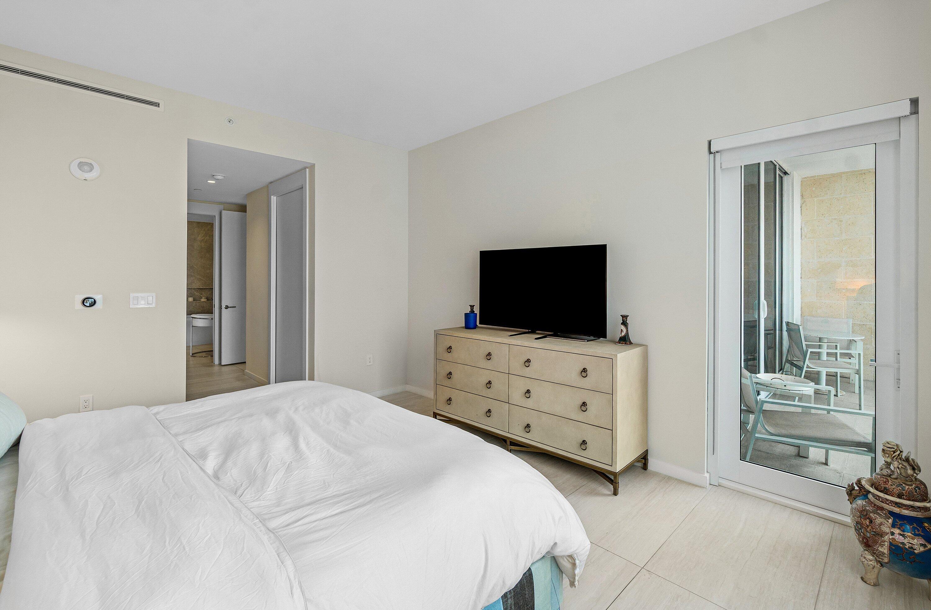 200 SE Mizner #810, Boca Raton FL 33432