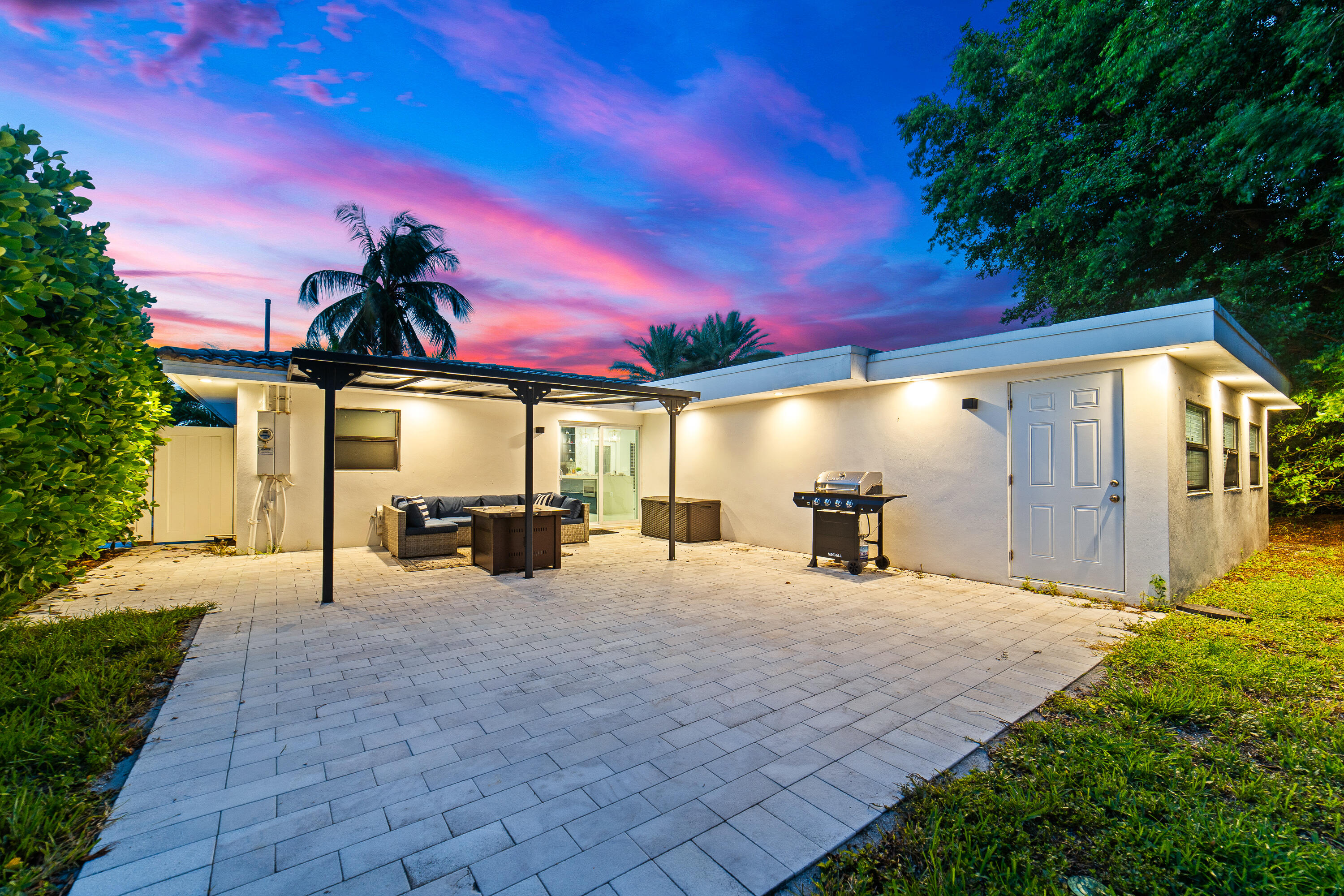 324 Bamboo, Palm Beach Shores FL 33404