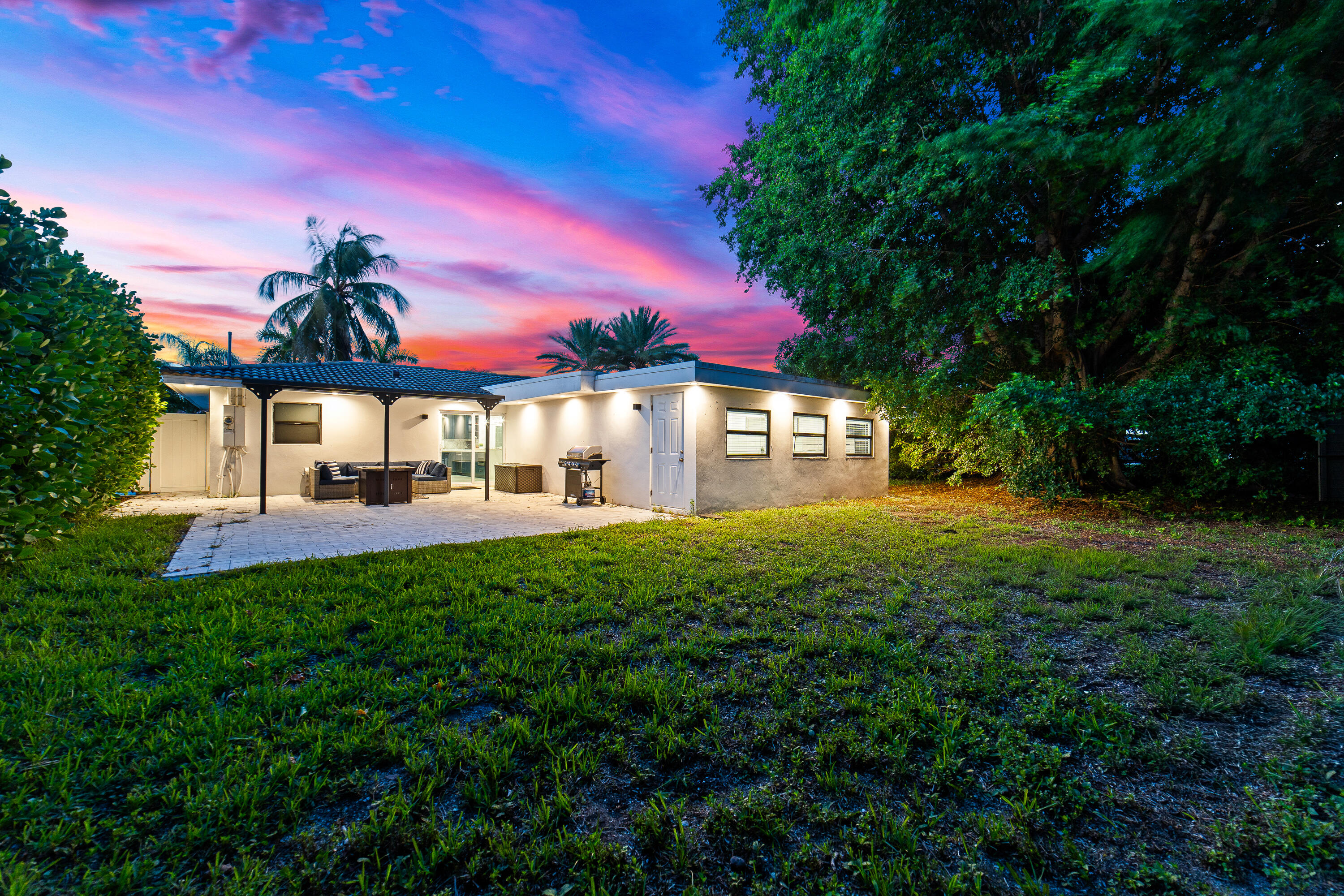 324 Bamboo, Palm Beach Shores FL 33404