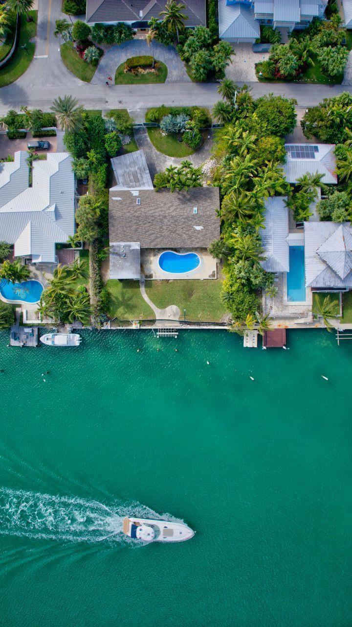 631 N Mashta, Key Biscayne FL 33149
