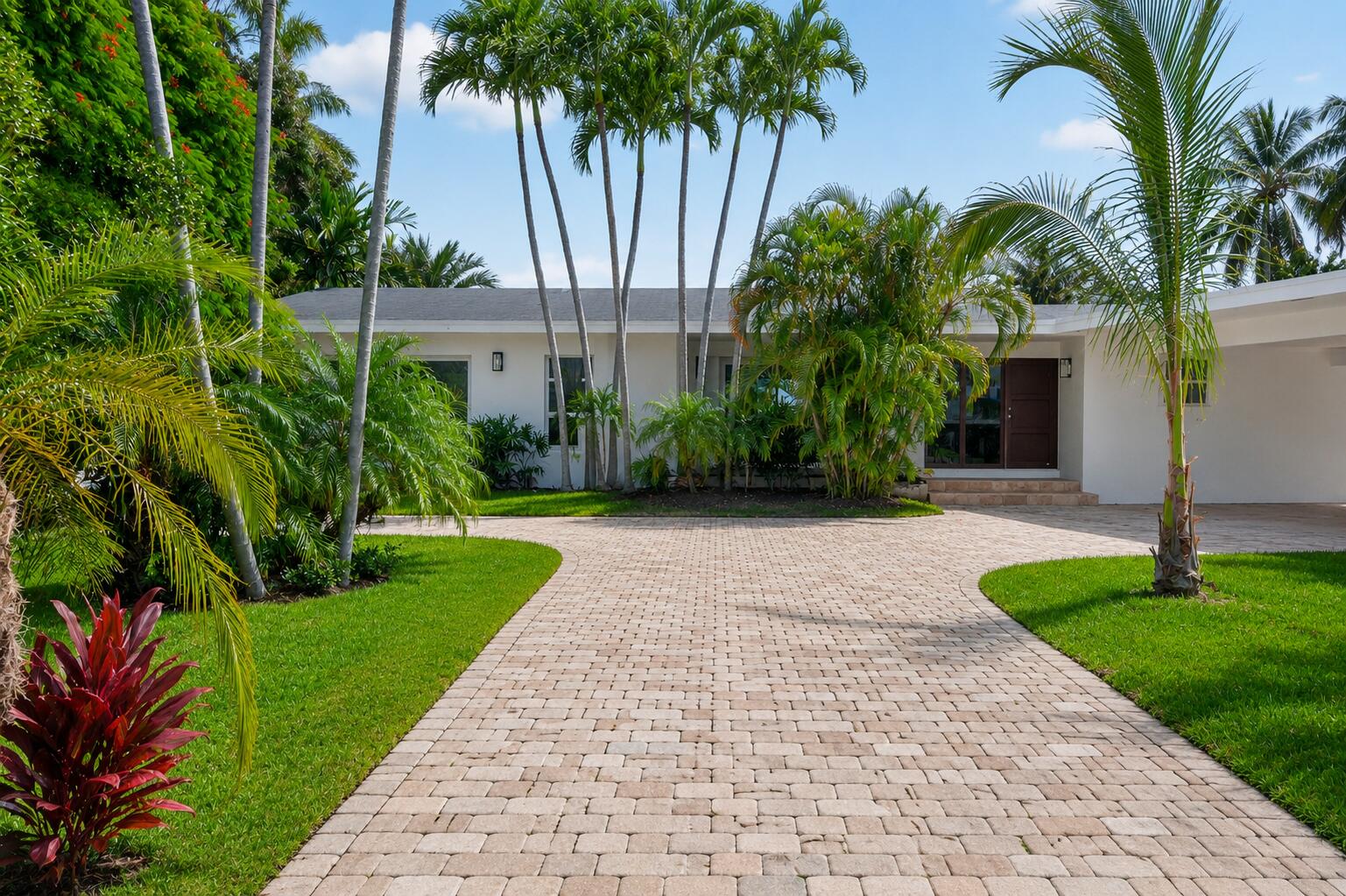 631 N Mashta, Key Biscayne FL 33149