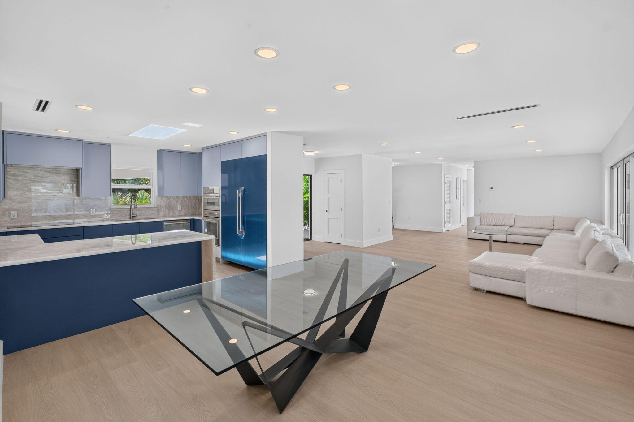 631 N Mashta, Key Biscayne FL 33149