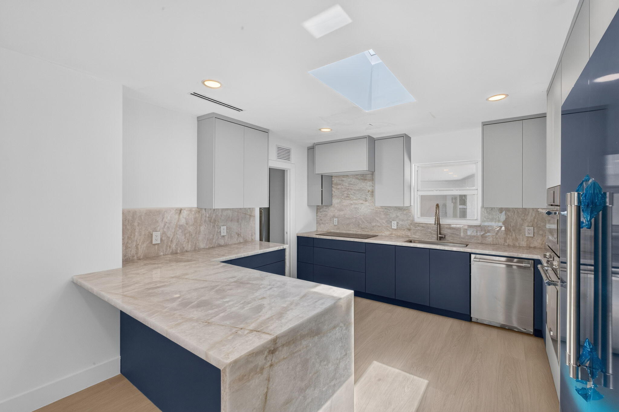 631 N Mashta, Key Biscayne FL 33149