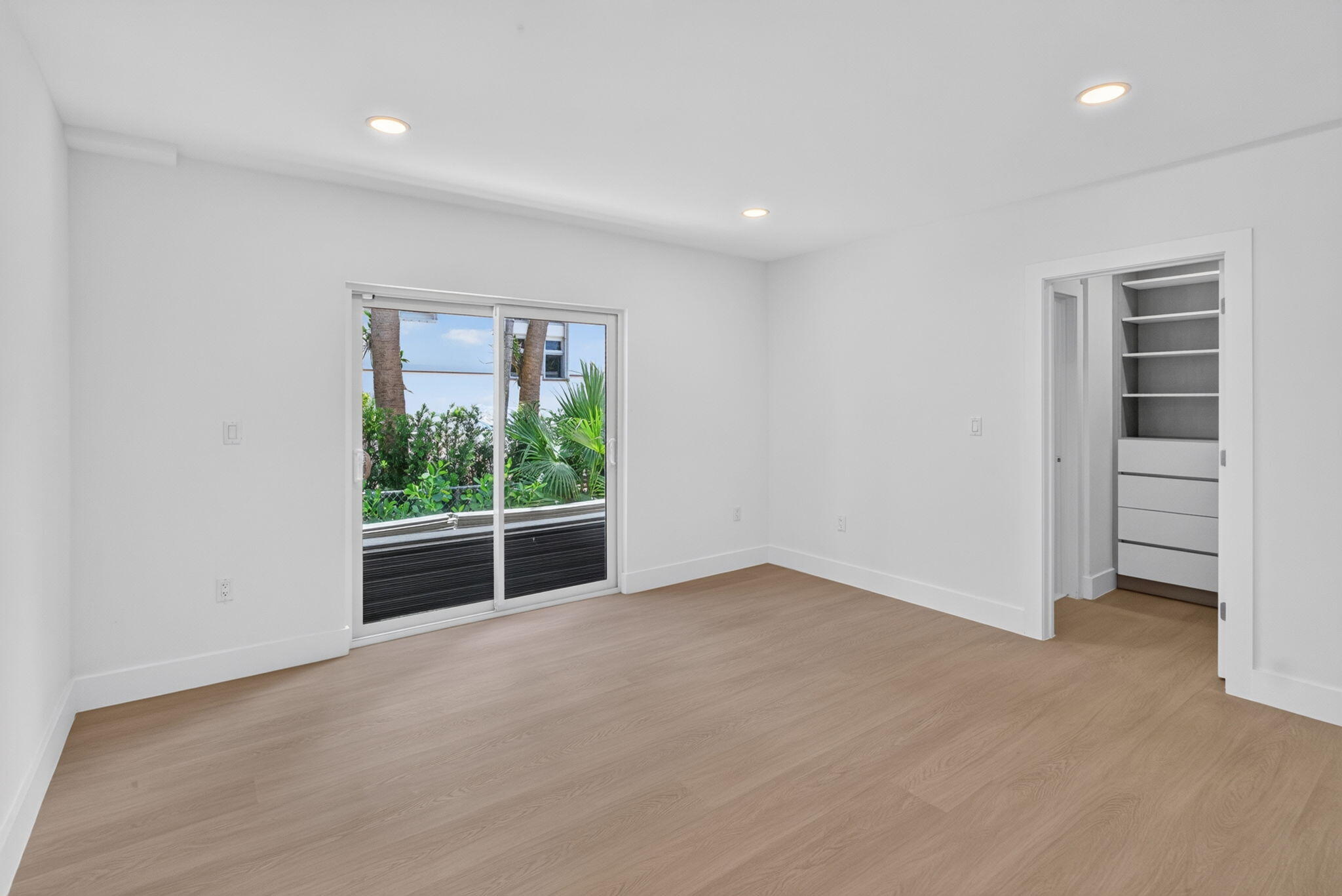 631 N Mashta, Key Biscayne FL 33149