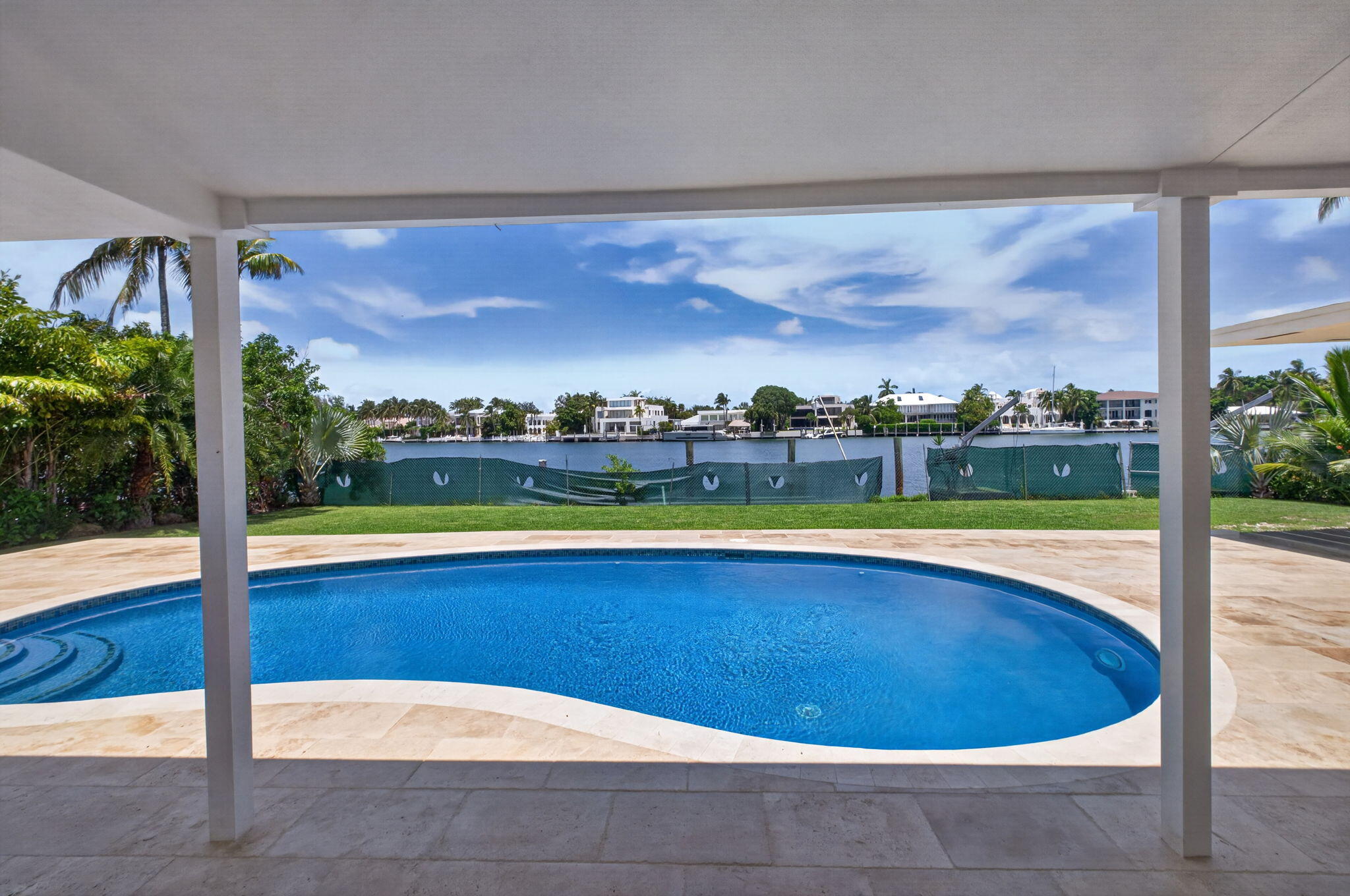 631 N Mashta, Key Biscayne FL 33149