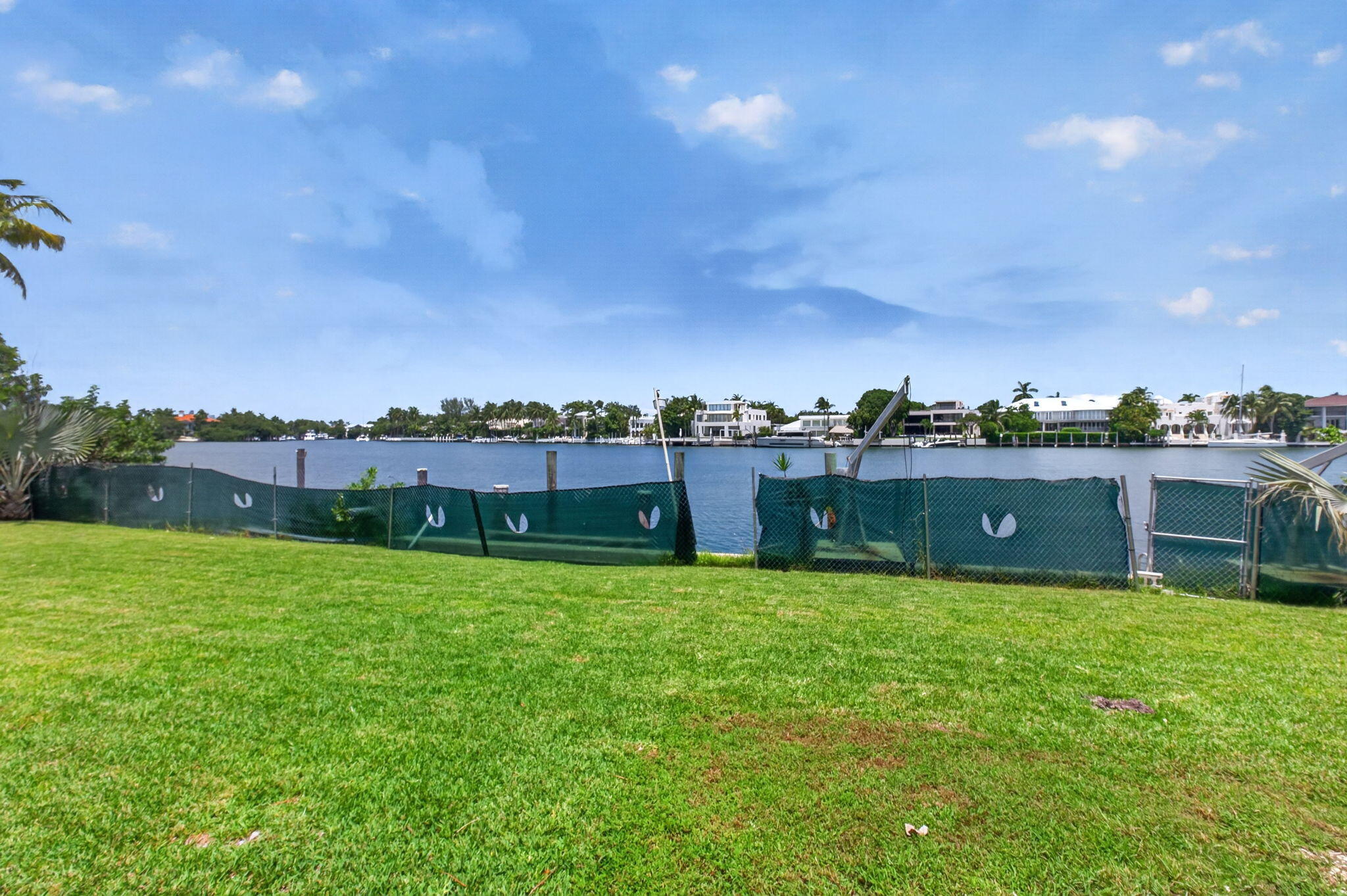 631 N Mashta, Key Biscayne FL 33149