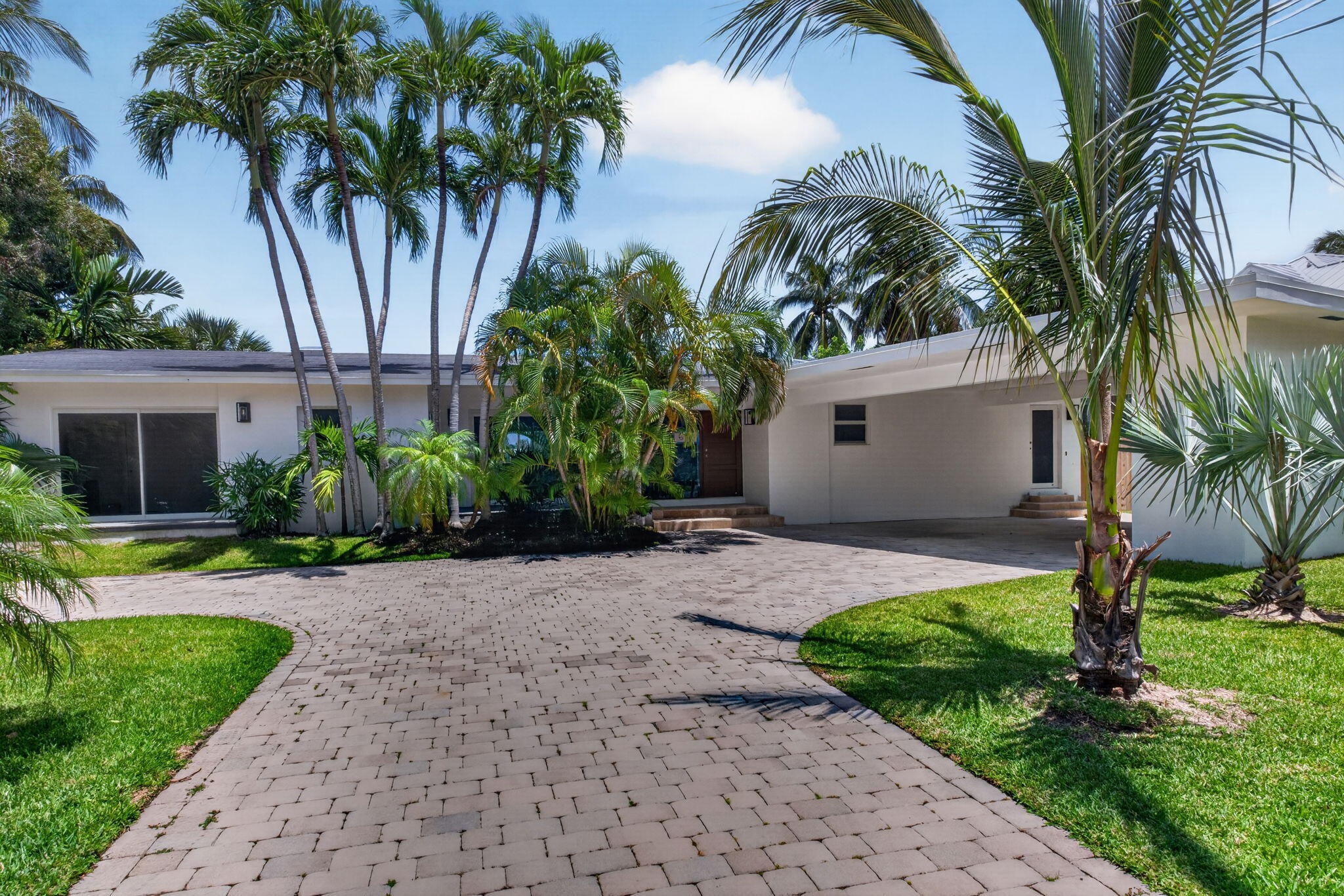 631 N Mashta, Key Biscayne FL 33149
