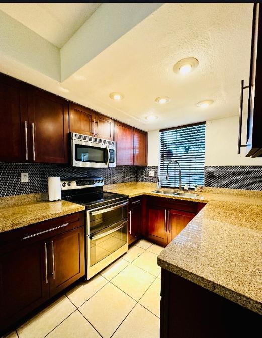 2842 NW 34TH, Lauderdale Lakes FL 33311