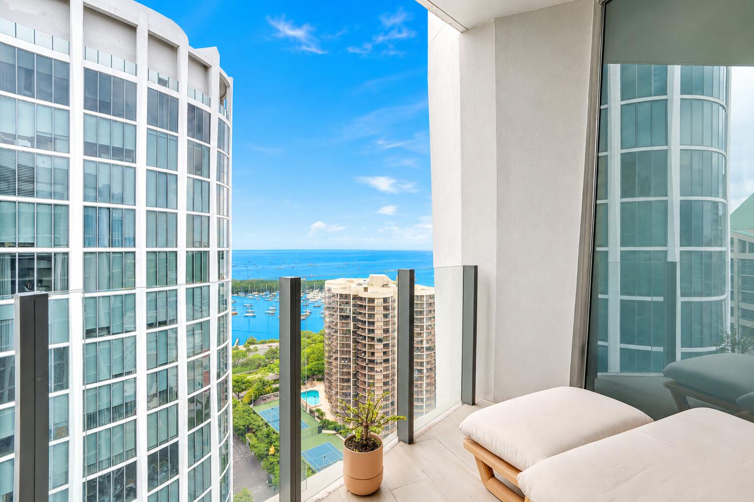 2831 S Bayshore #2204, Miami FL 33133