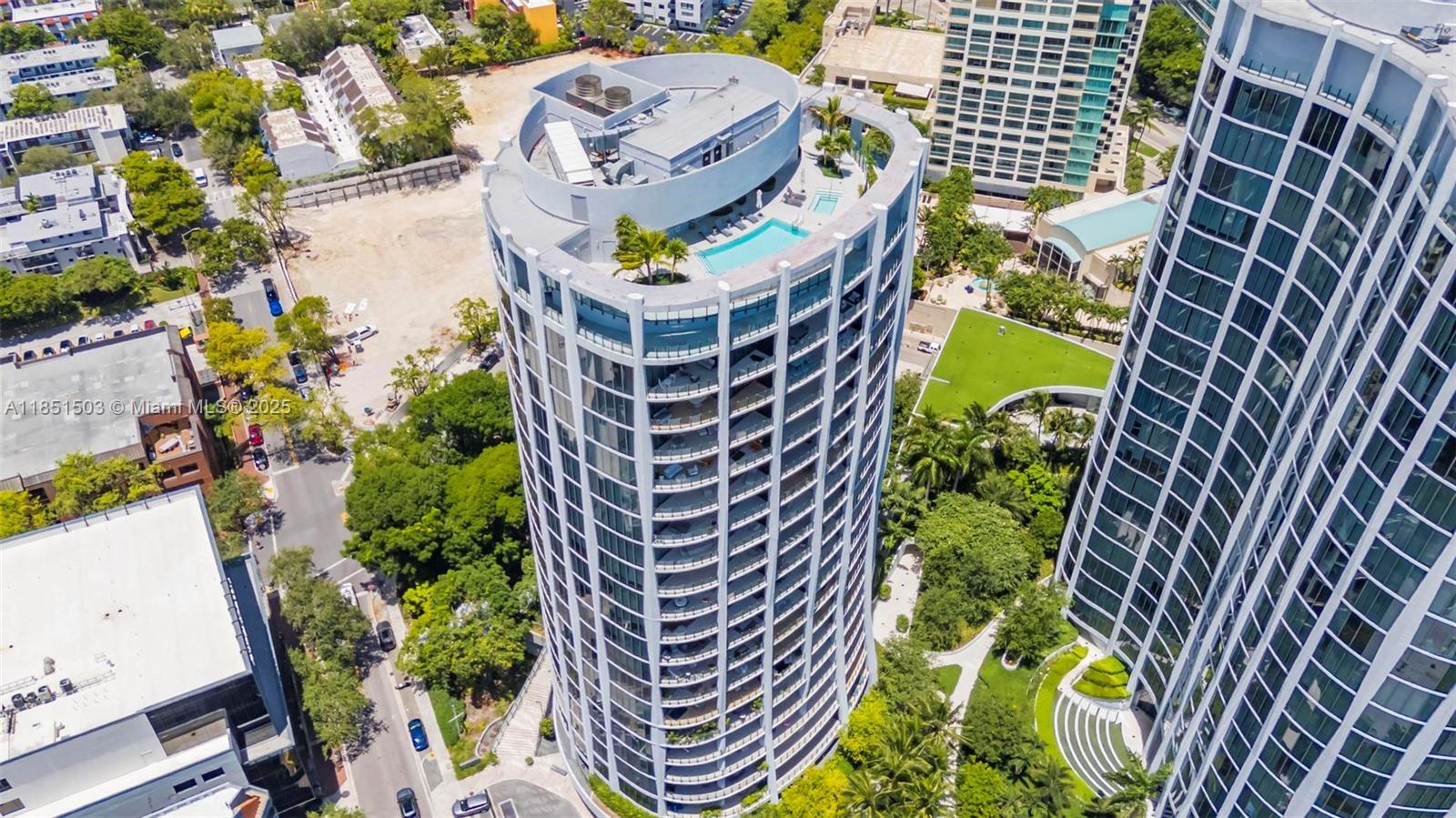2831 S Bayshore #2204, Miami FL 33133