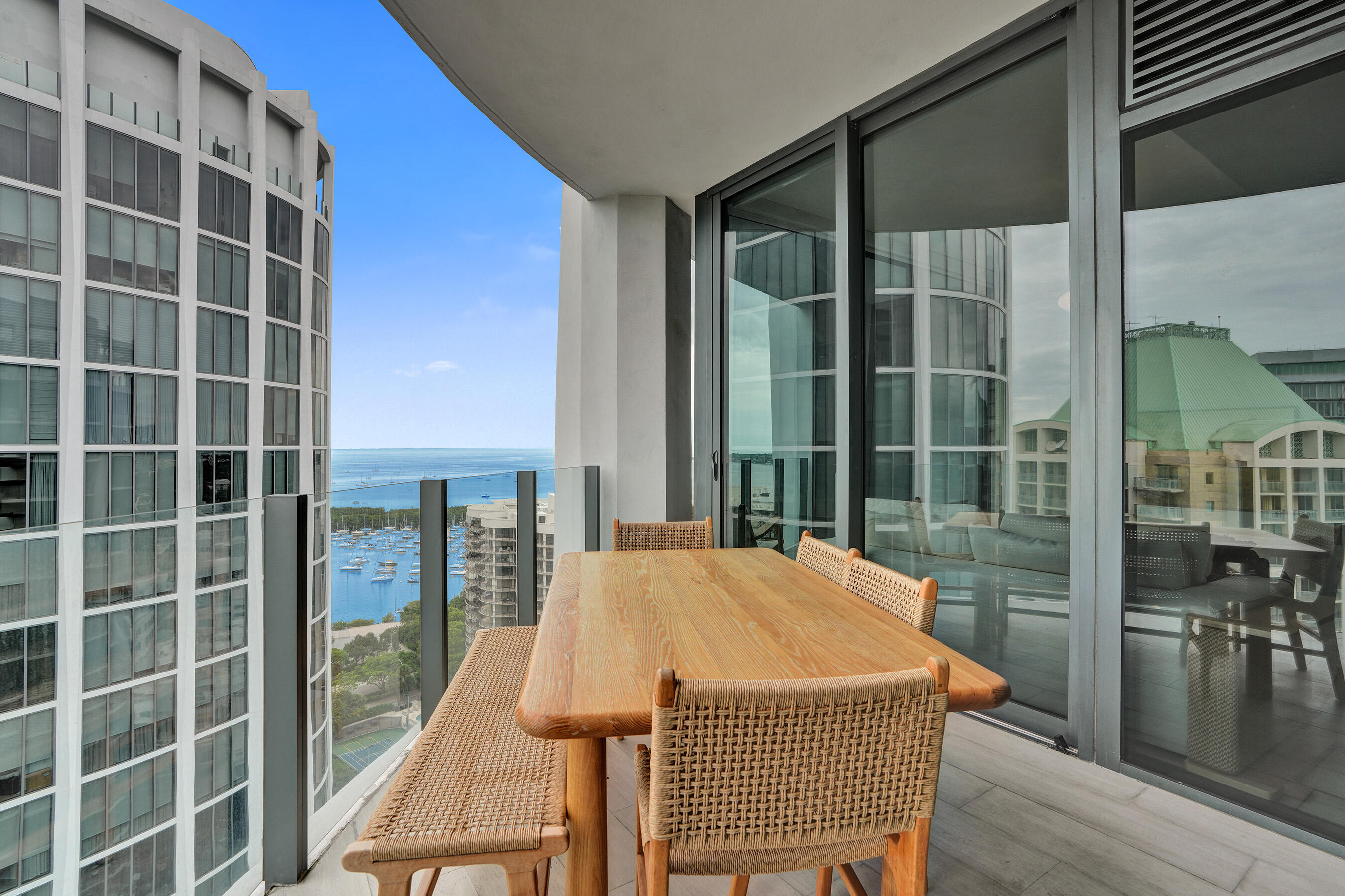 2831 S Bayshore #2204, Miami FL 33133