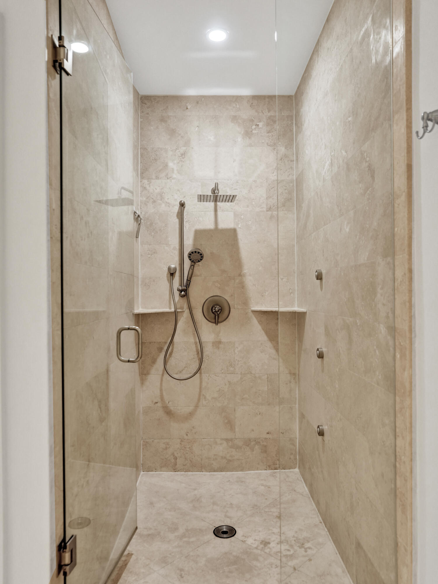 210 HENDRICKS, Fort Lauderdale FL 33301