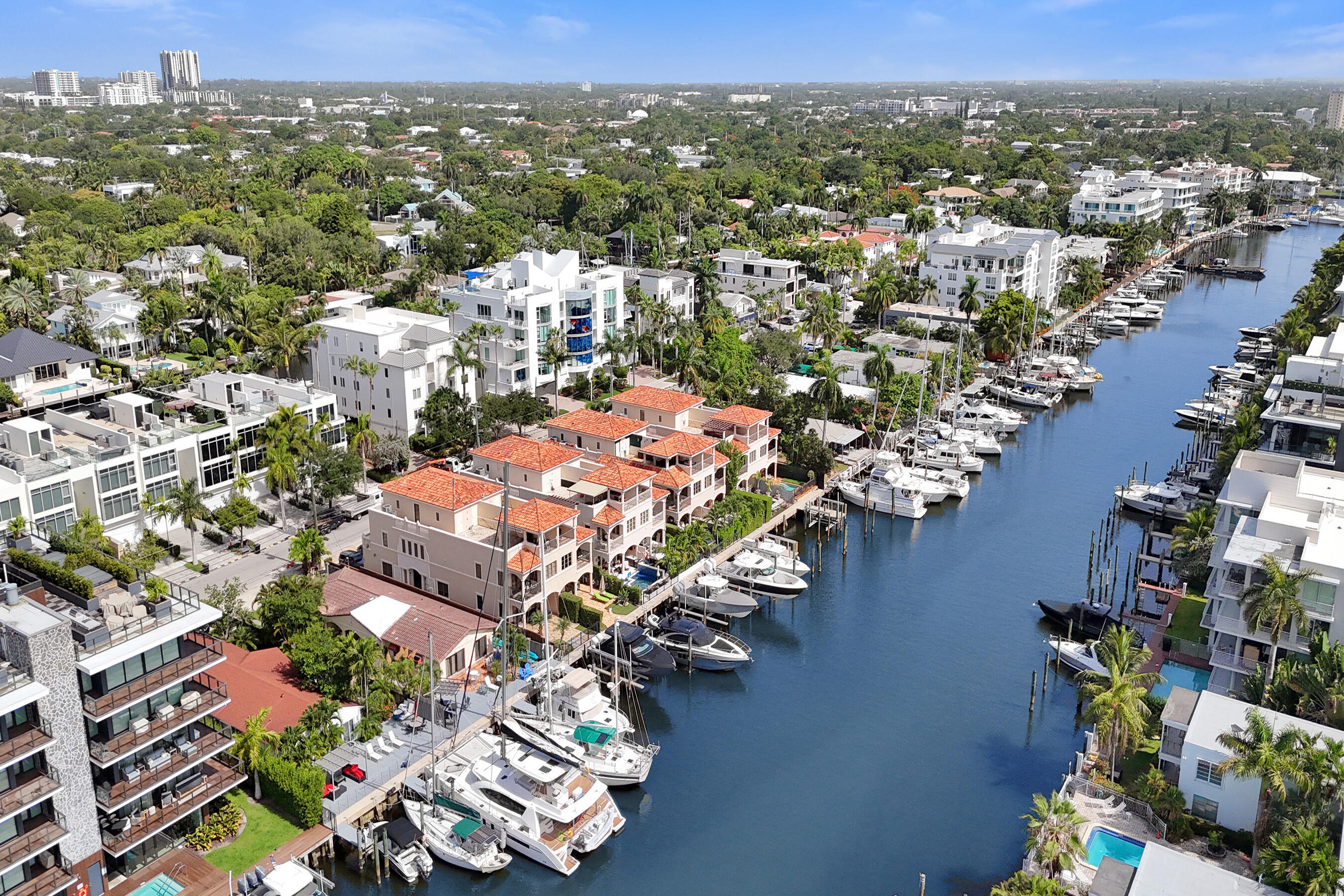 210 HENDRICKS, Fort Lauderdale FL 33301