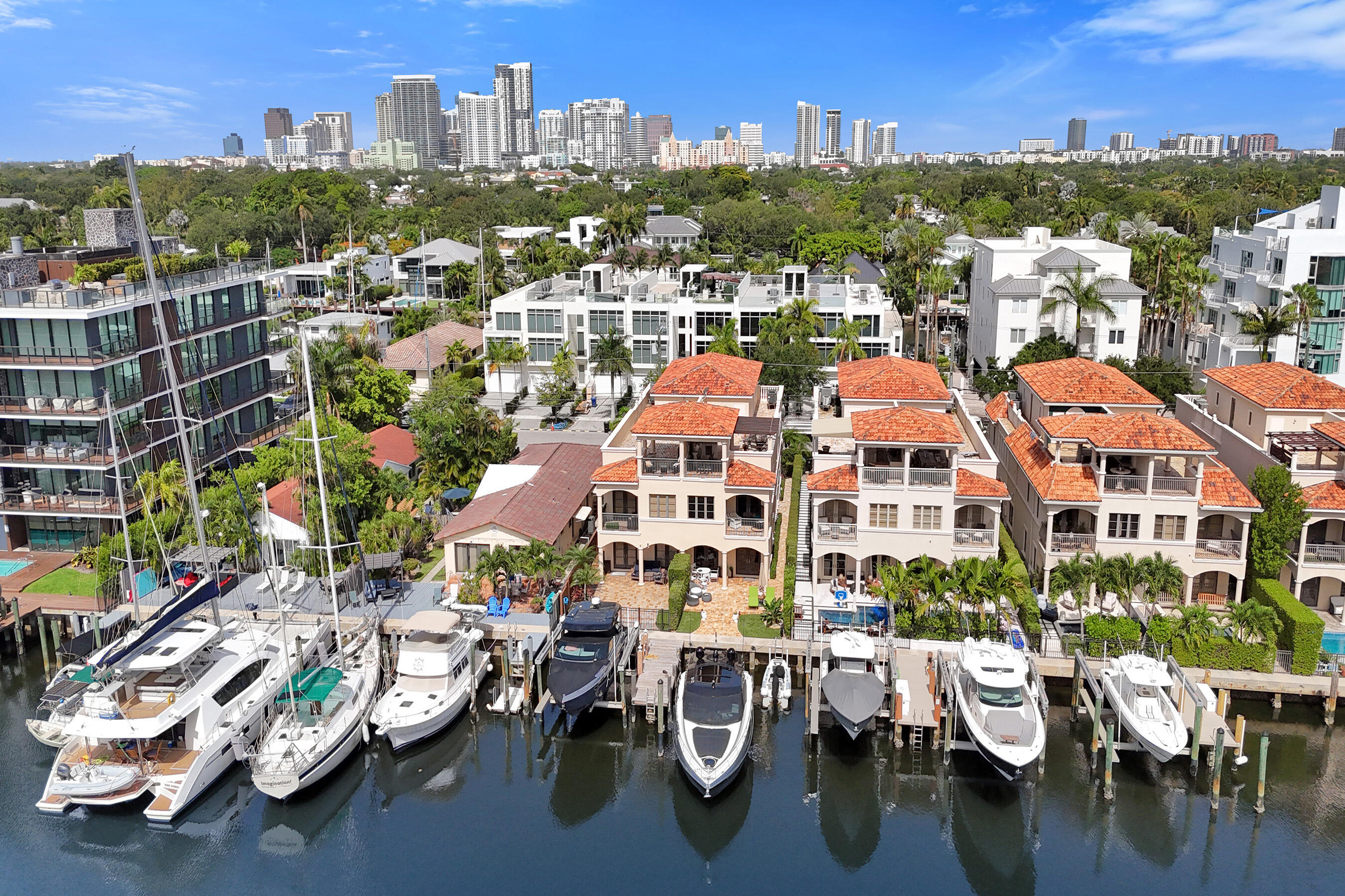 210 HENDRICKS, Fort Lauderdale FL 33301