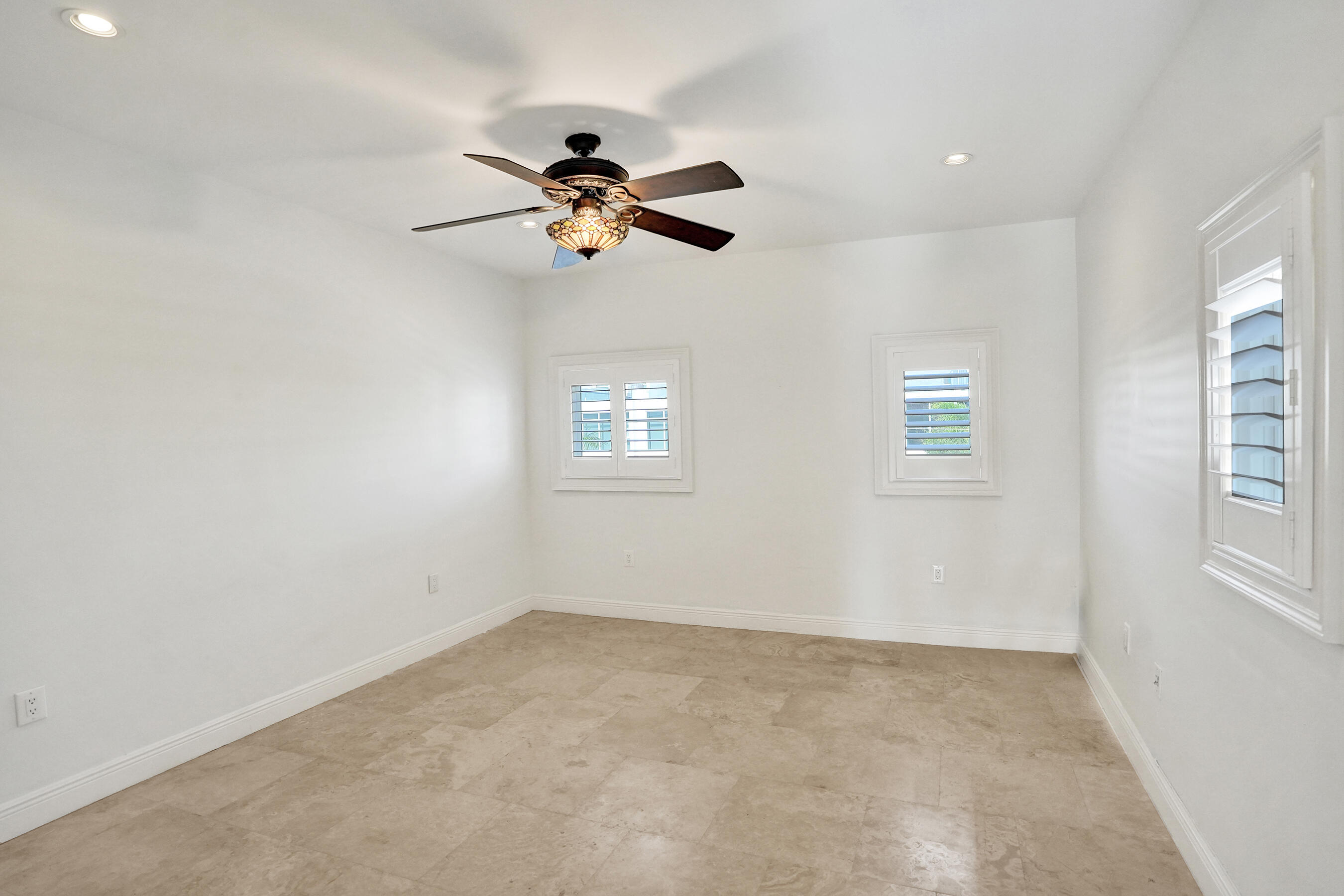210 HENDRICKS, Fort Lauderdale FL 33301