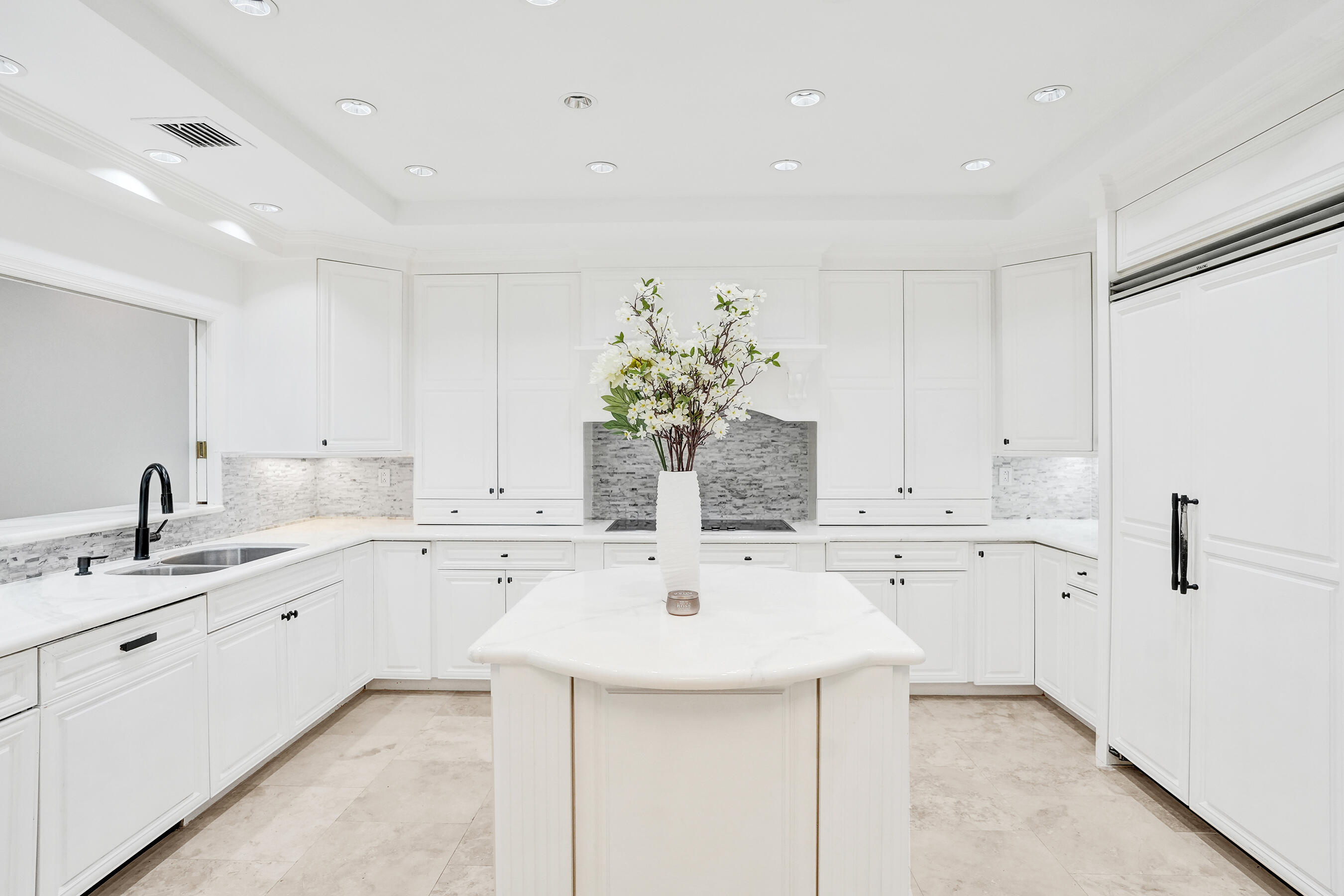 210 HENDRICKS, Fort Lauderdale FL 33301