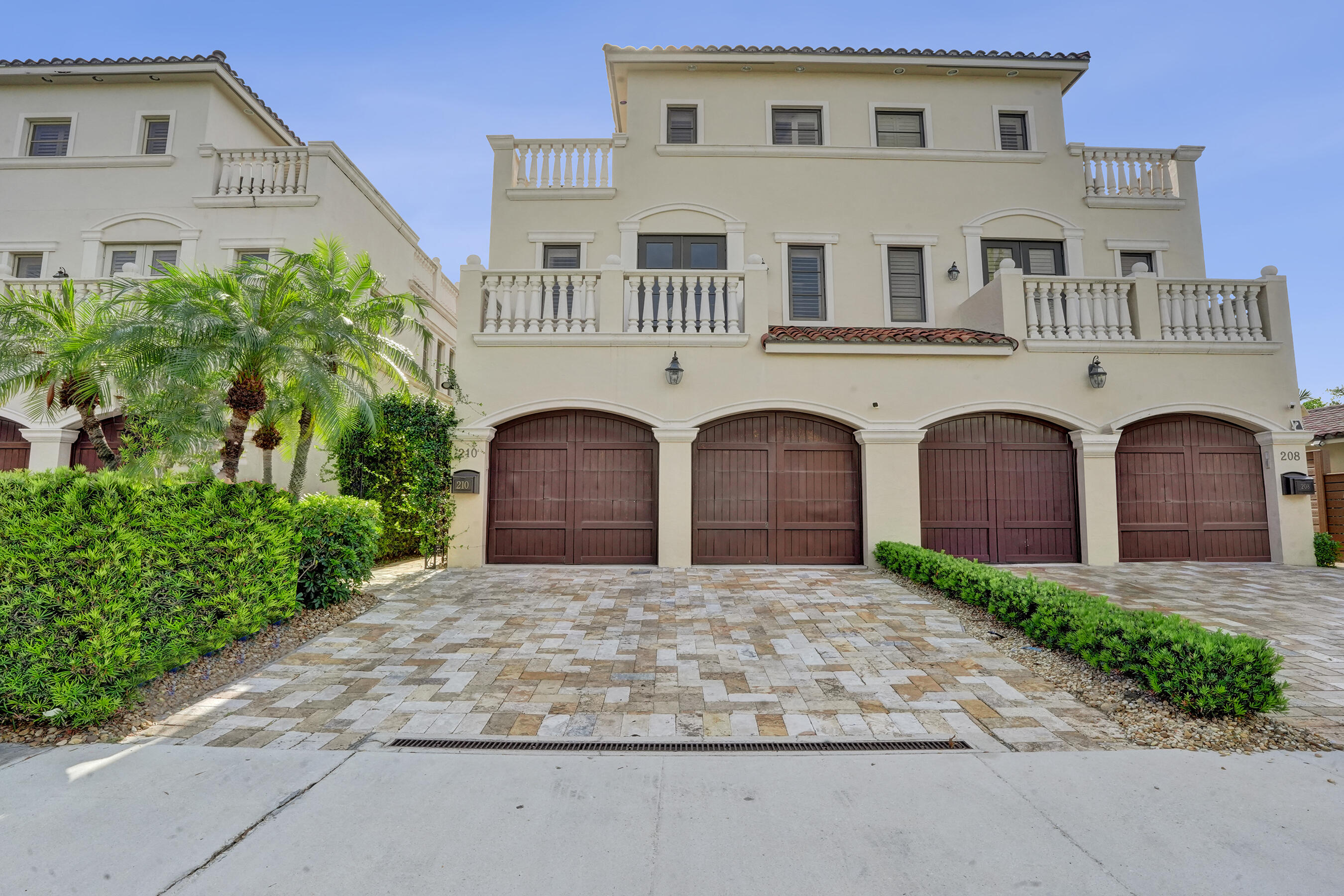 210 HENDRICKS, Fort Lauderdale FL 33301