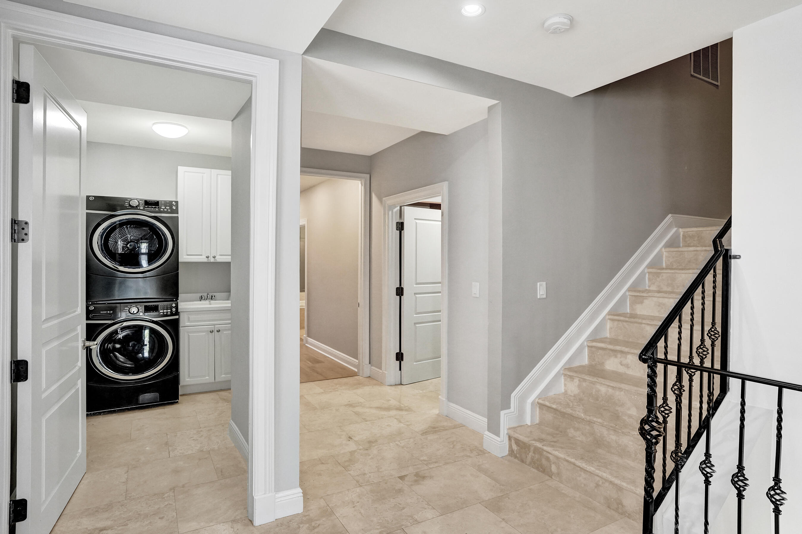 210 HENDRICKS, Fort Lauderdale FL 33301