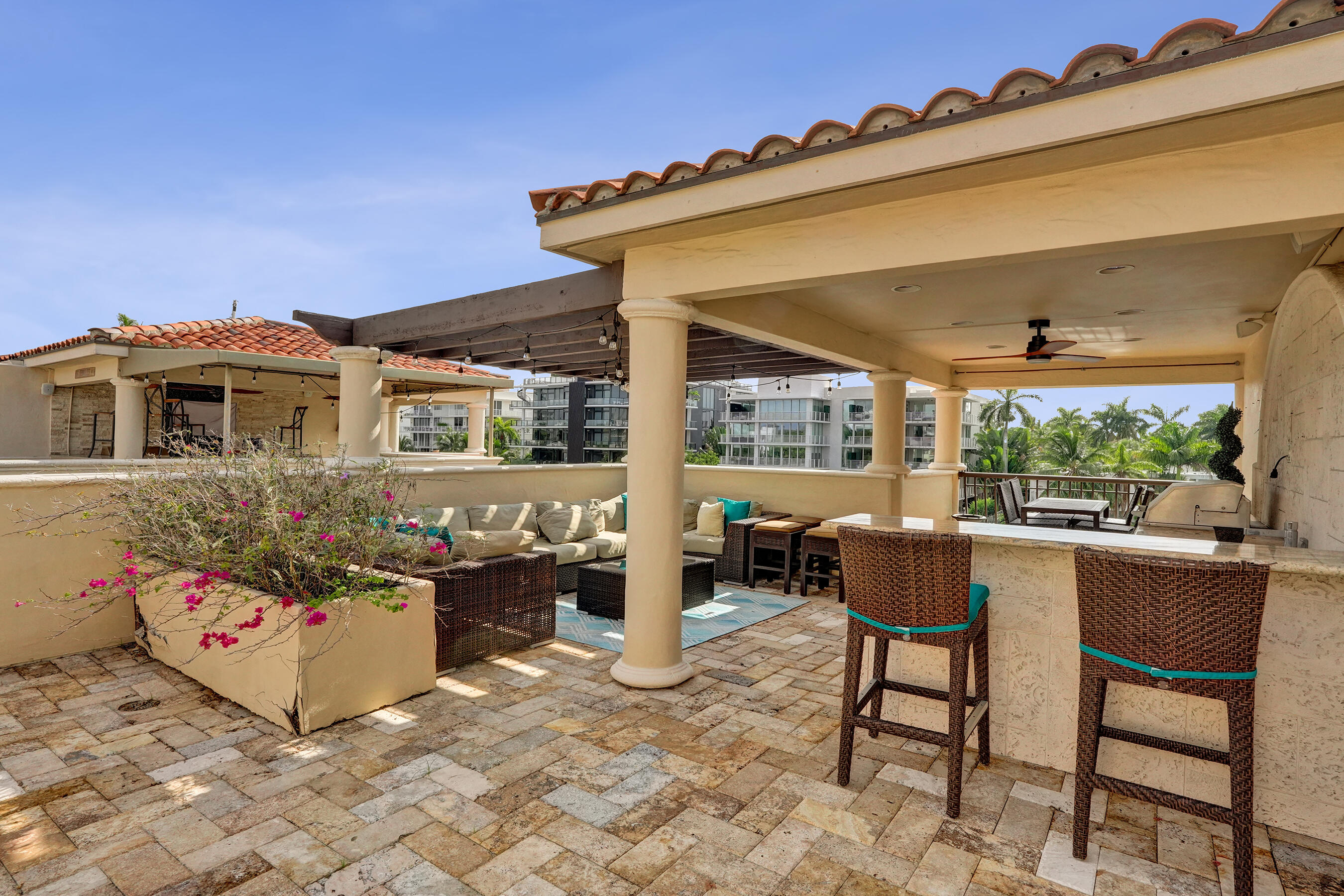 210 HENDRICKS, Fort Lauderdale FL 33301