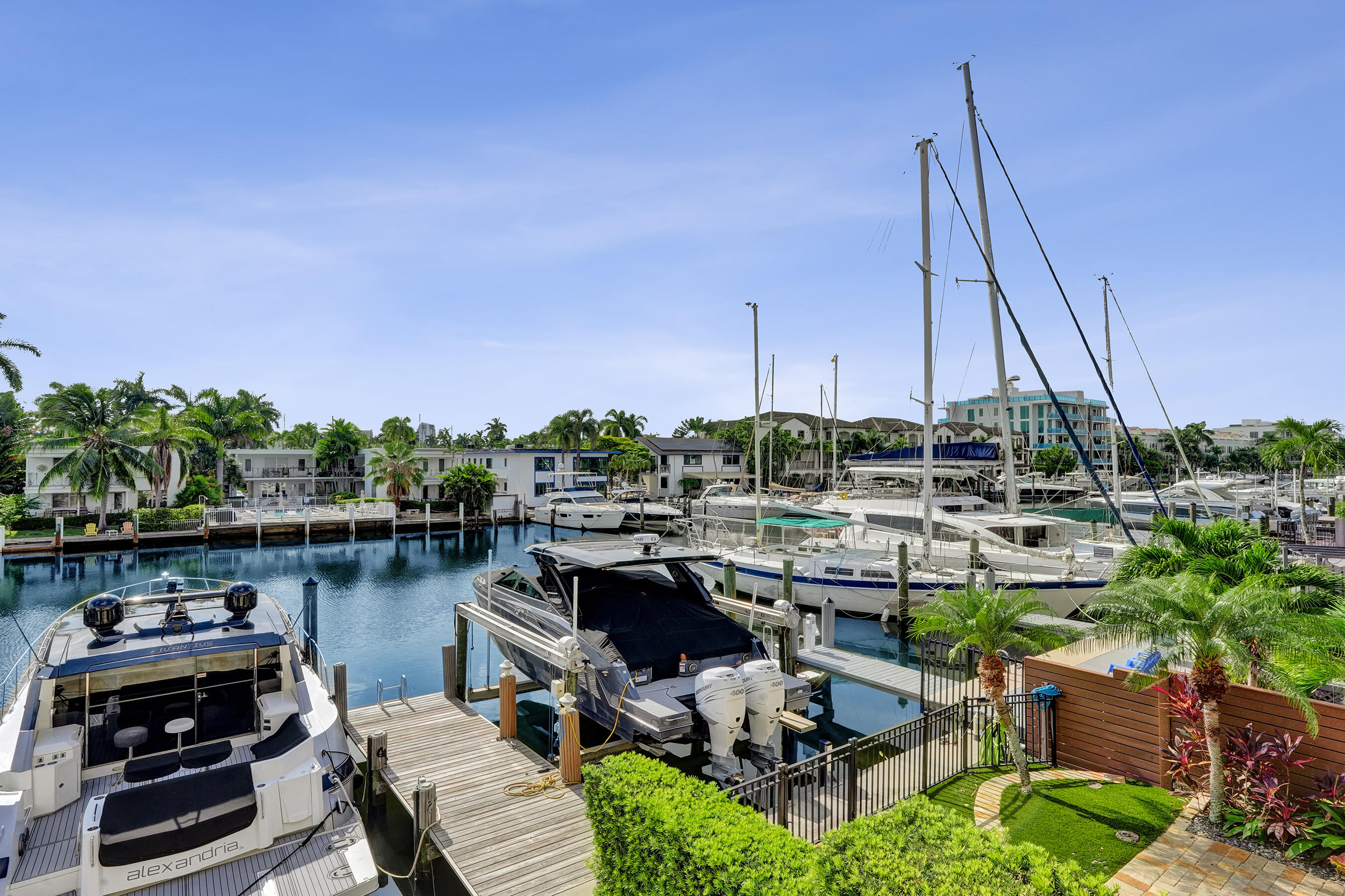 210 HENDRICKS, Fort Lauderdale FL 33301