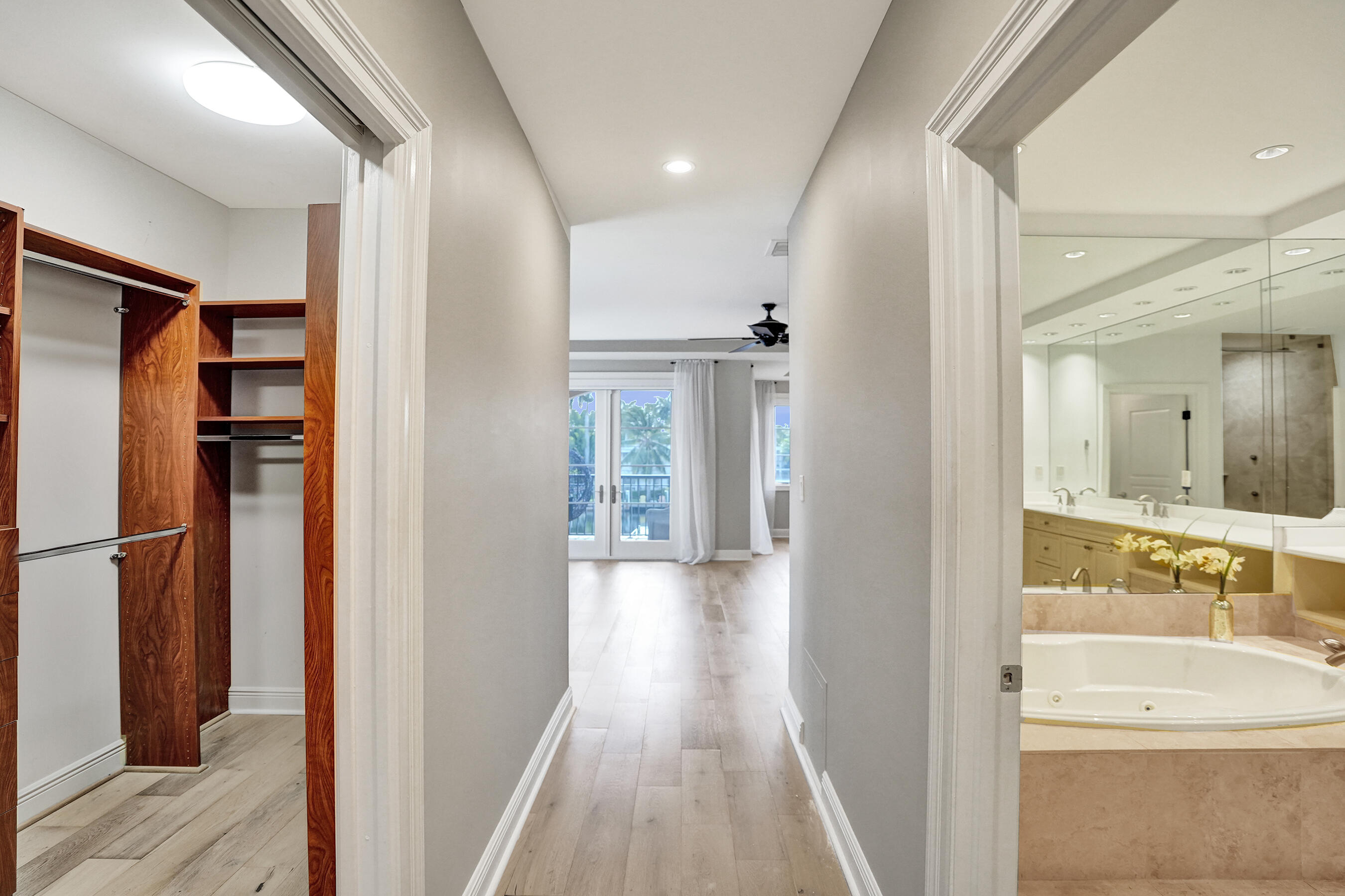 210 HENDRICKS, Fort Lauderdale FL 33301