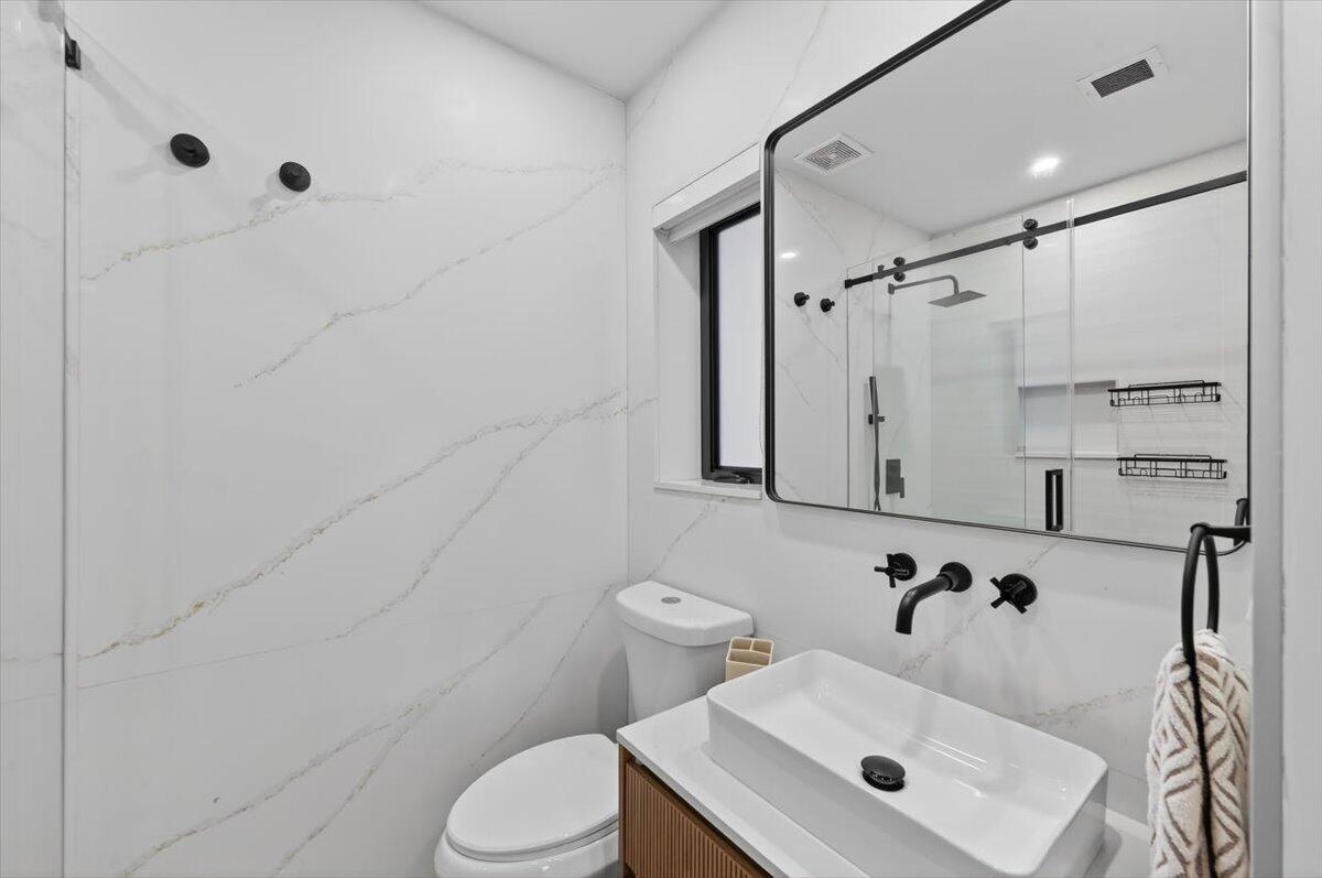 2601 SW 26TH, Miami FL 33133