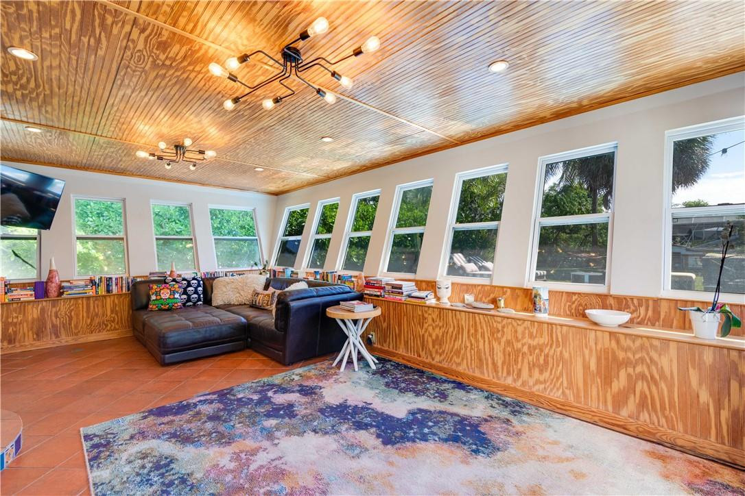 1132 NE 105TH, Miami Shores FL 33138