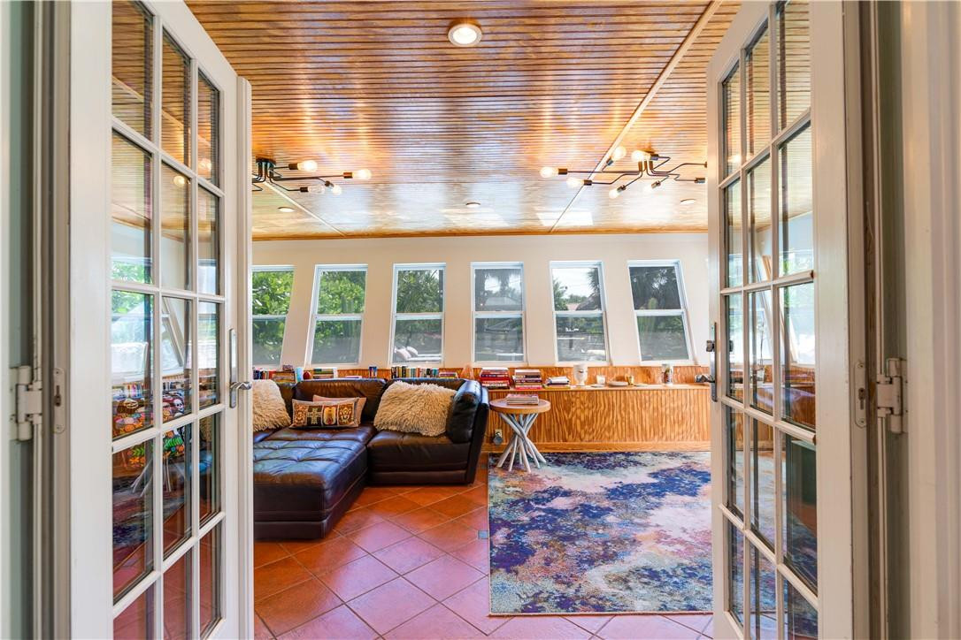 1132 NE 105TH, Miami Shores FL 33138