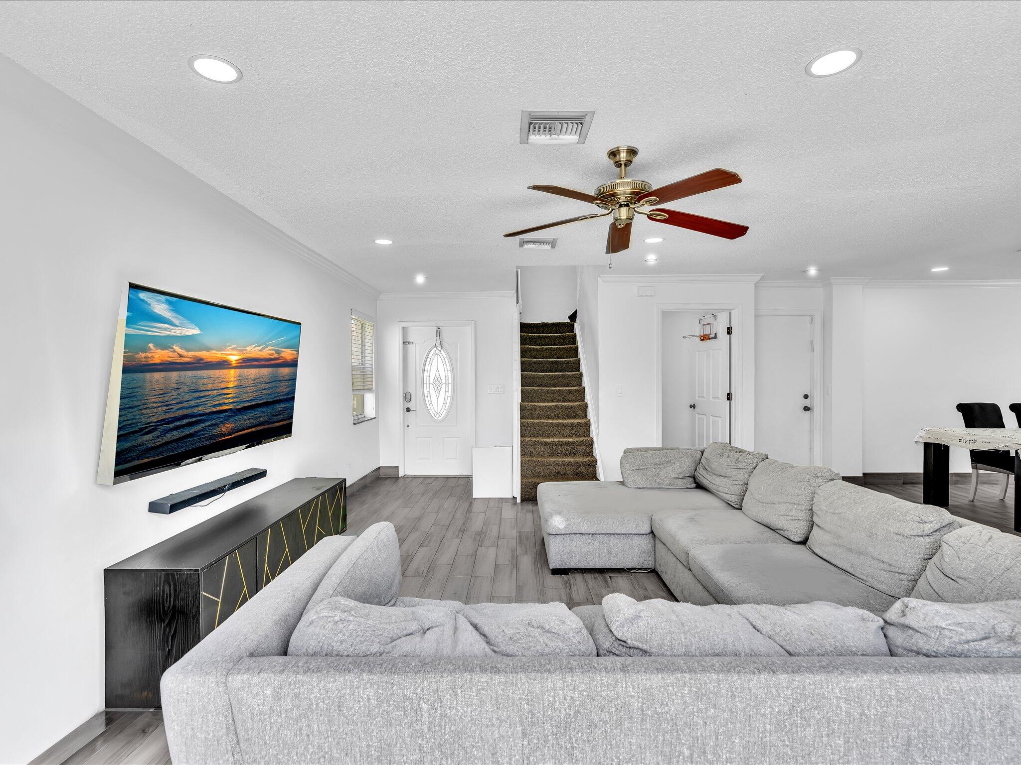 7145 CRESCENT CREEK, Coconut Creek FL 33073