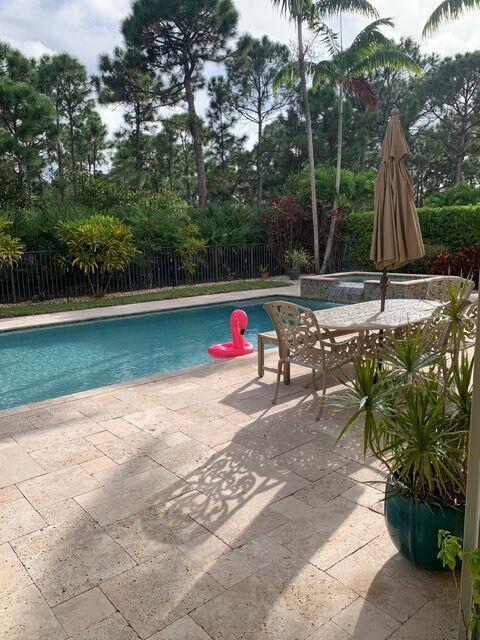 1136 VINTNER, Palm Beach Gardens FL 33410