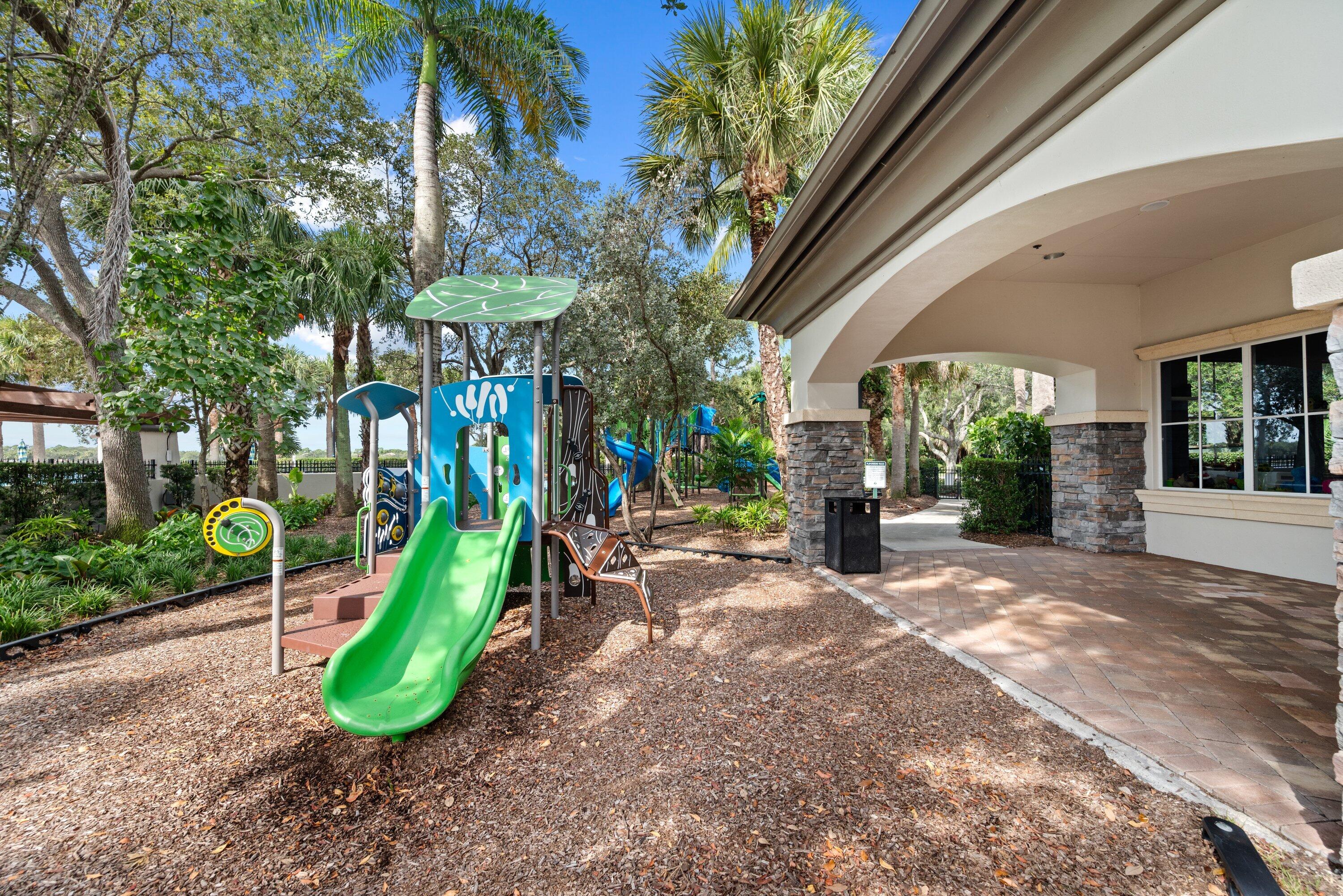 1136 VINTNER, Palm Beach Gardens FL 33410