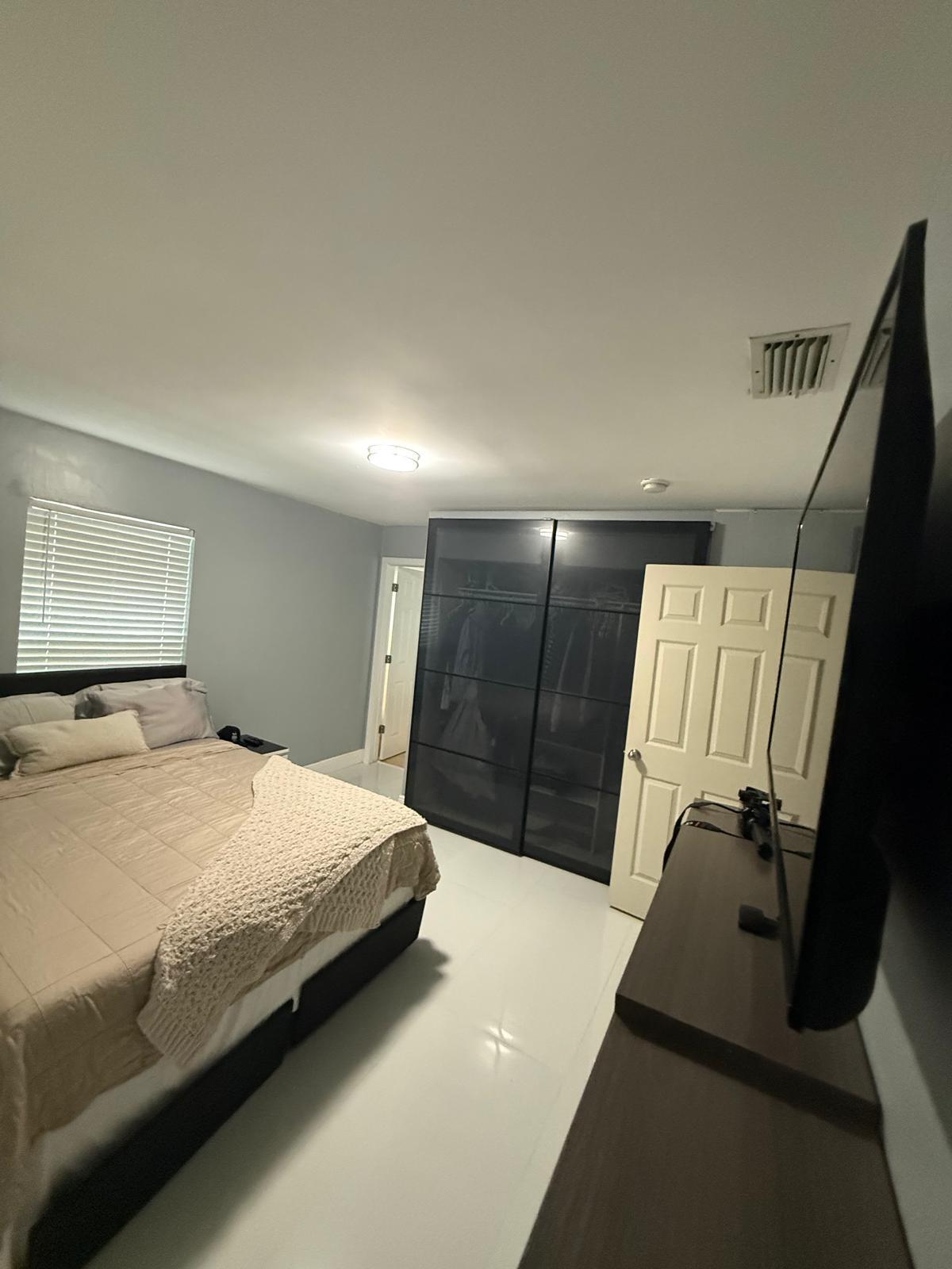 9321 NW 35TH, Sunrise FL 33351