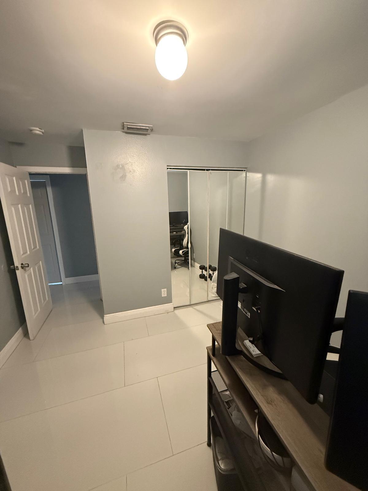 9321 NW 35TH, Sunrise FL 33351