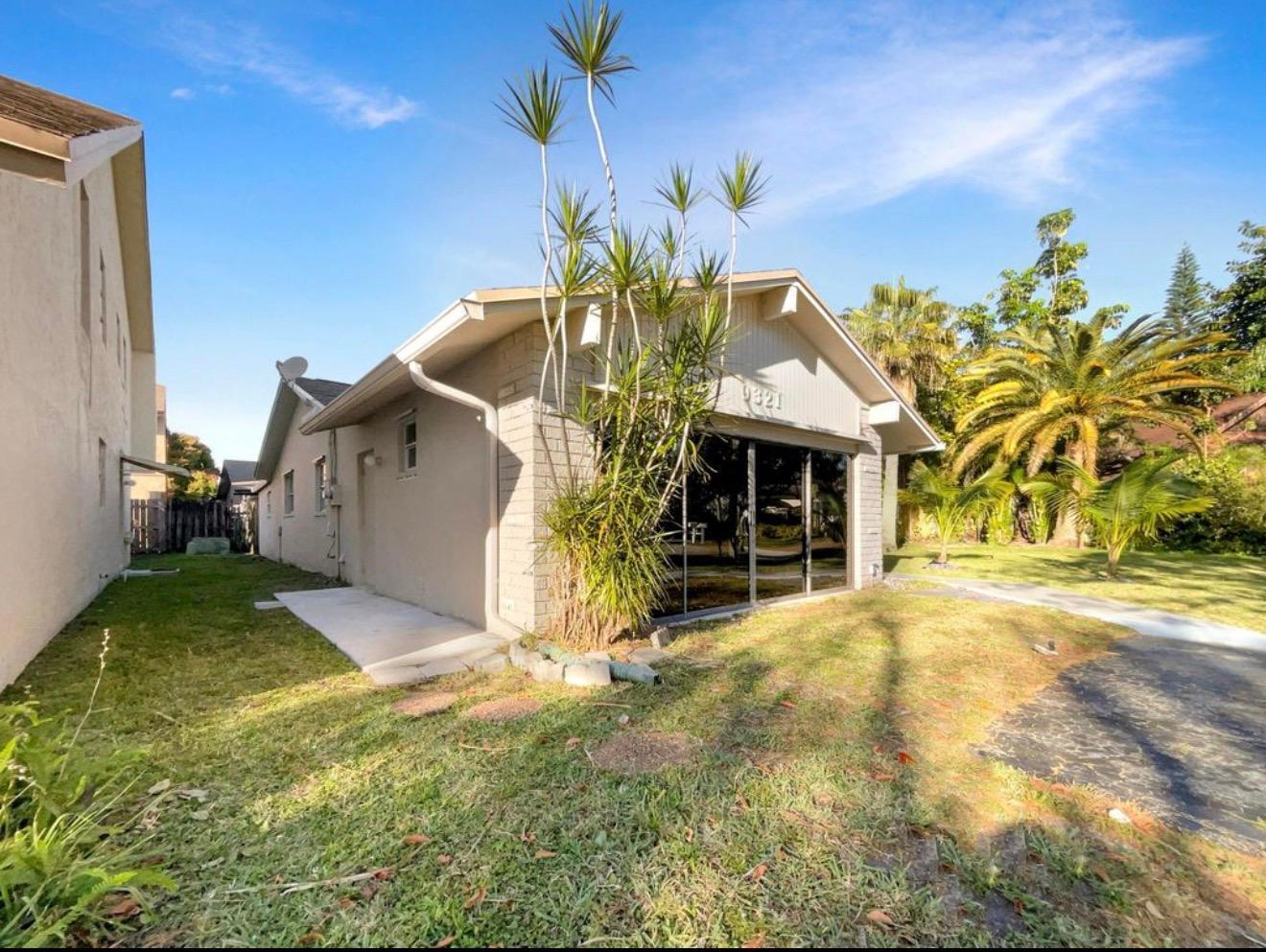9321 NW 35TH, Sunrise FL 33351