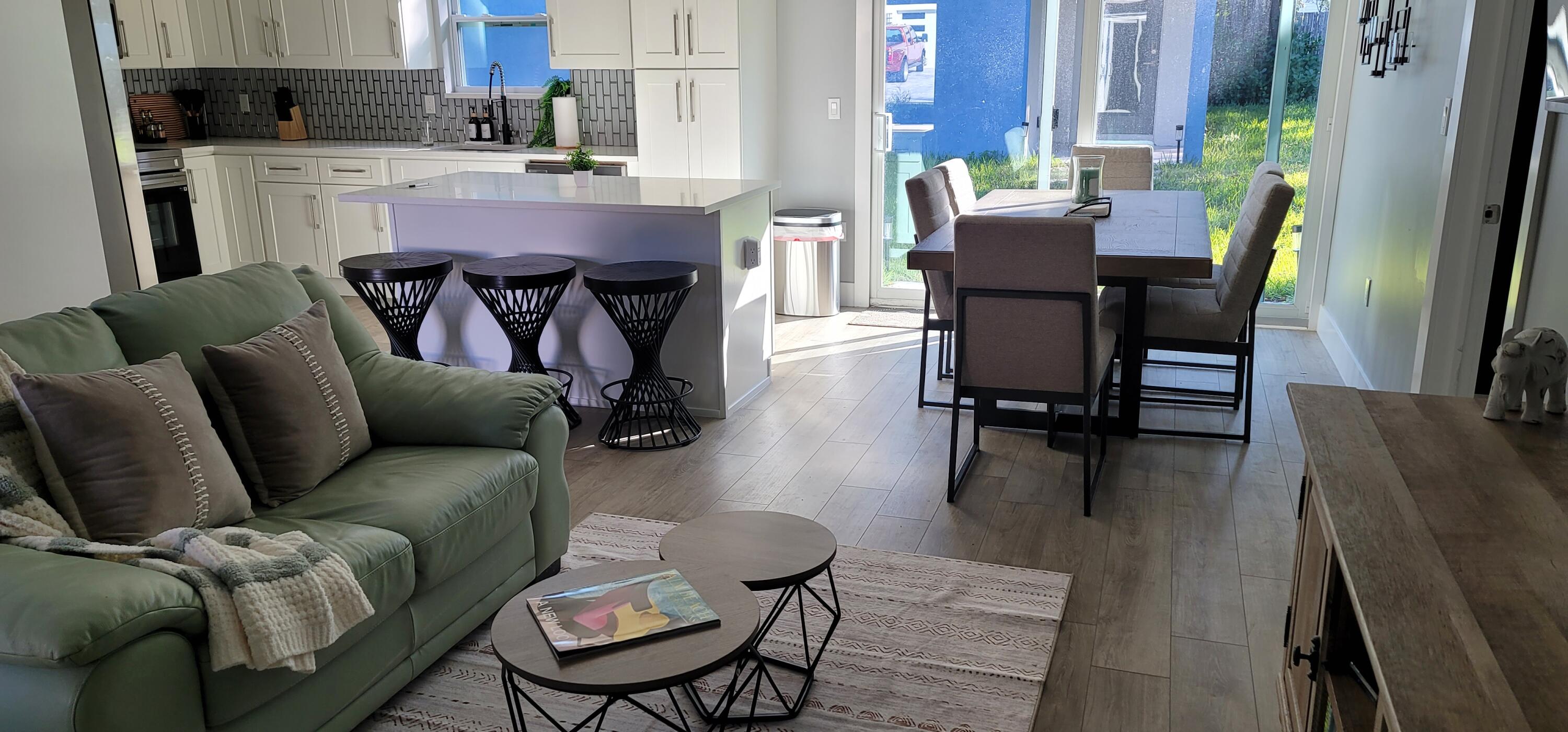 106 E Chandler, West Palm Beach FL 33406
