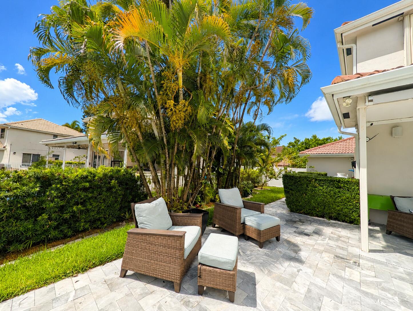 855 SW 174th, Pembroke Pines FL 33029