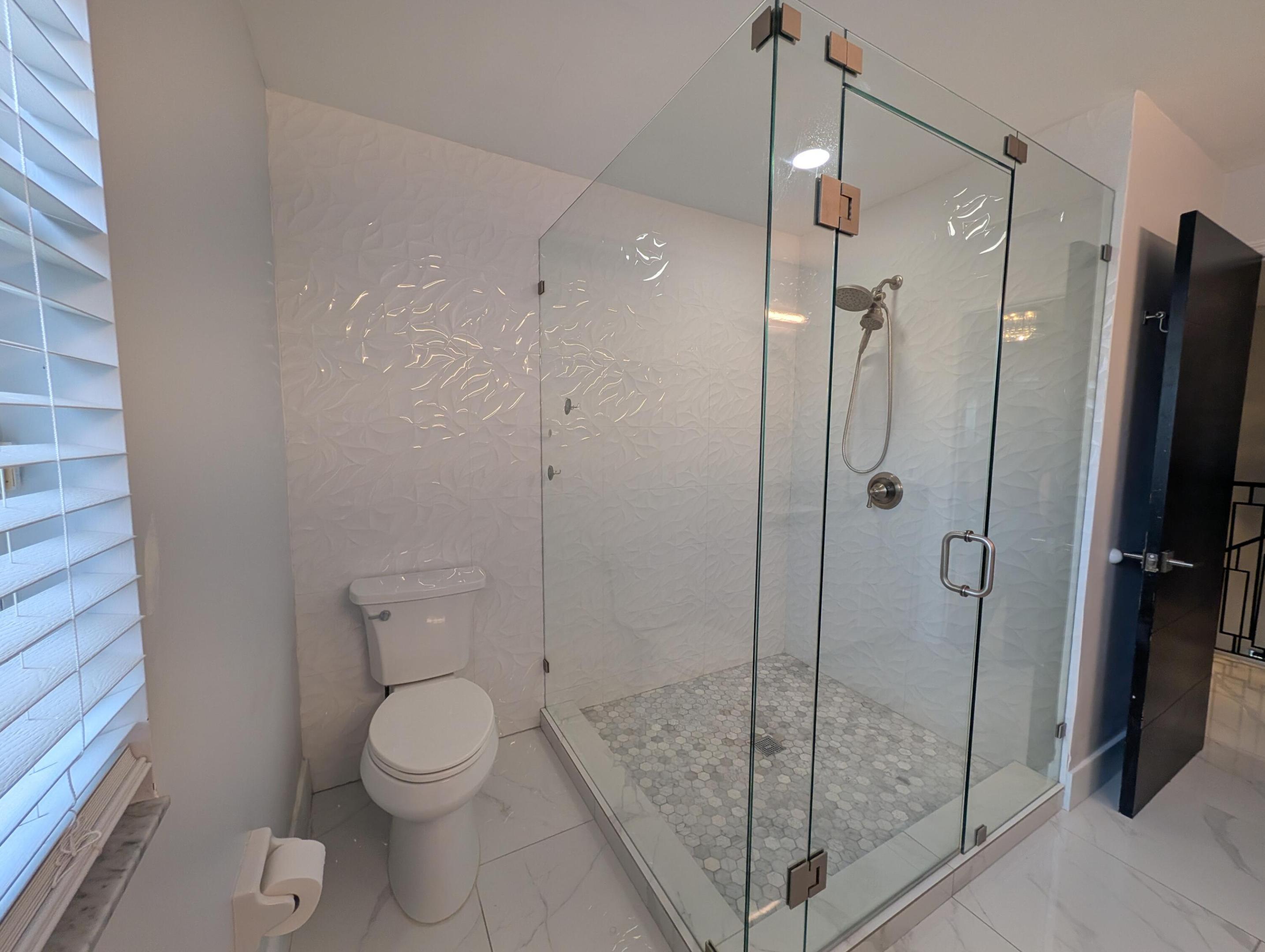 855 SW 174th, Pembroke Pines FL 33029