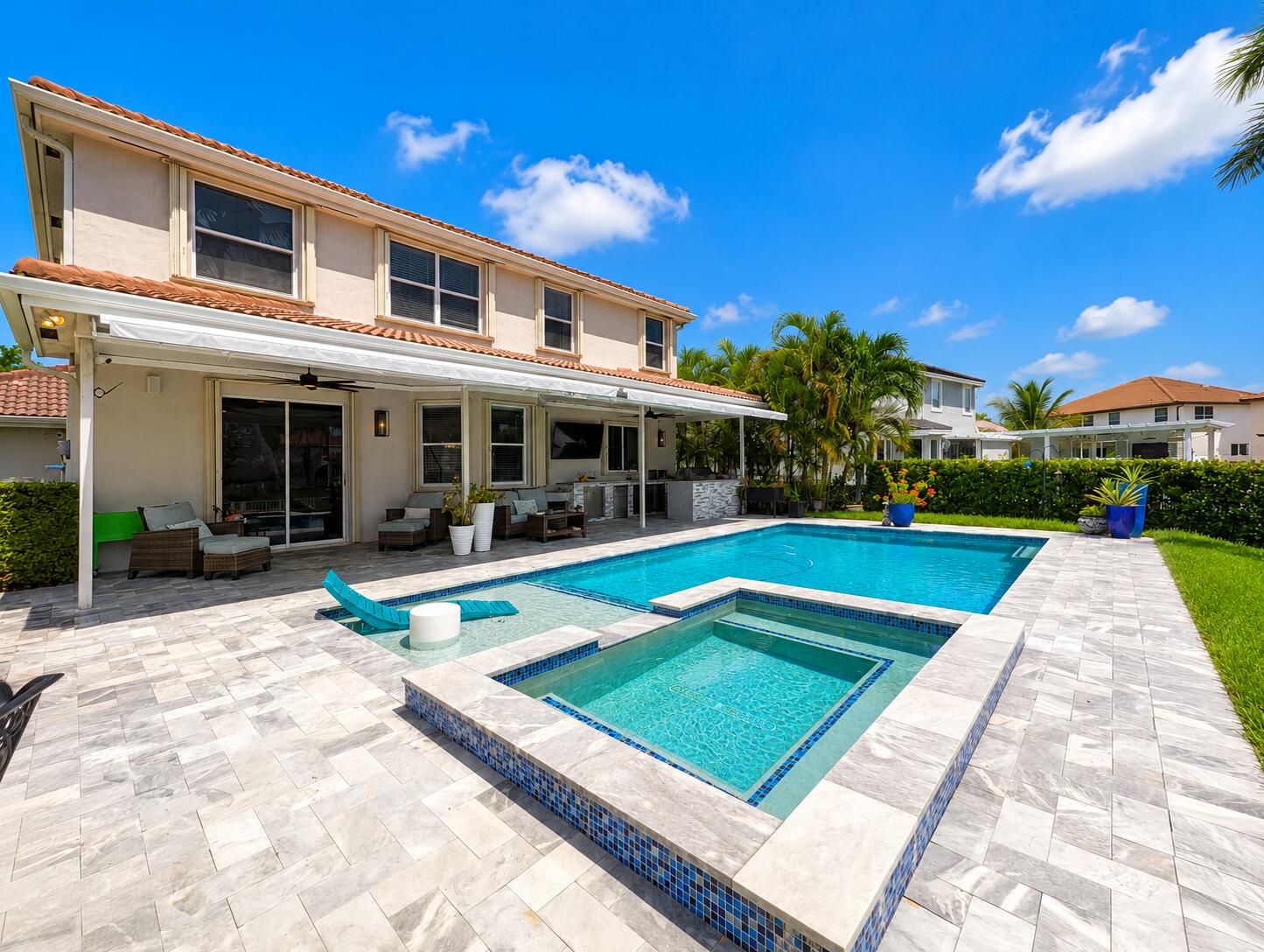 855 SW 174th, Pembroke Pines FL 33029