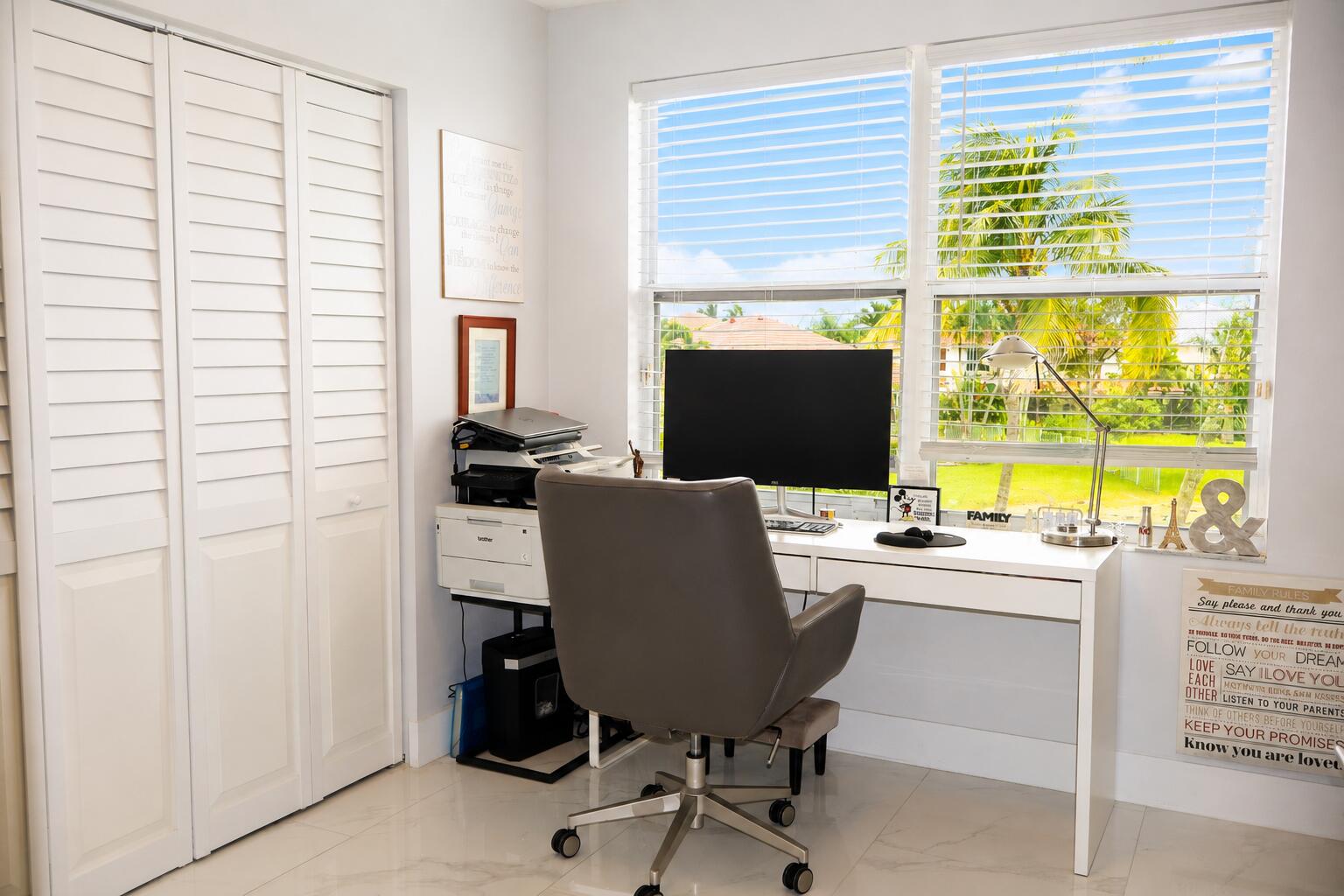 855 SW 174th, Pembroke Pines FL 33029