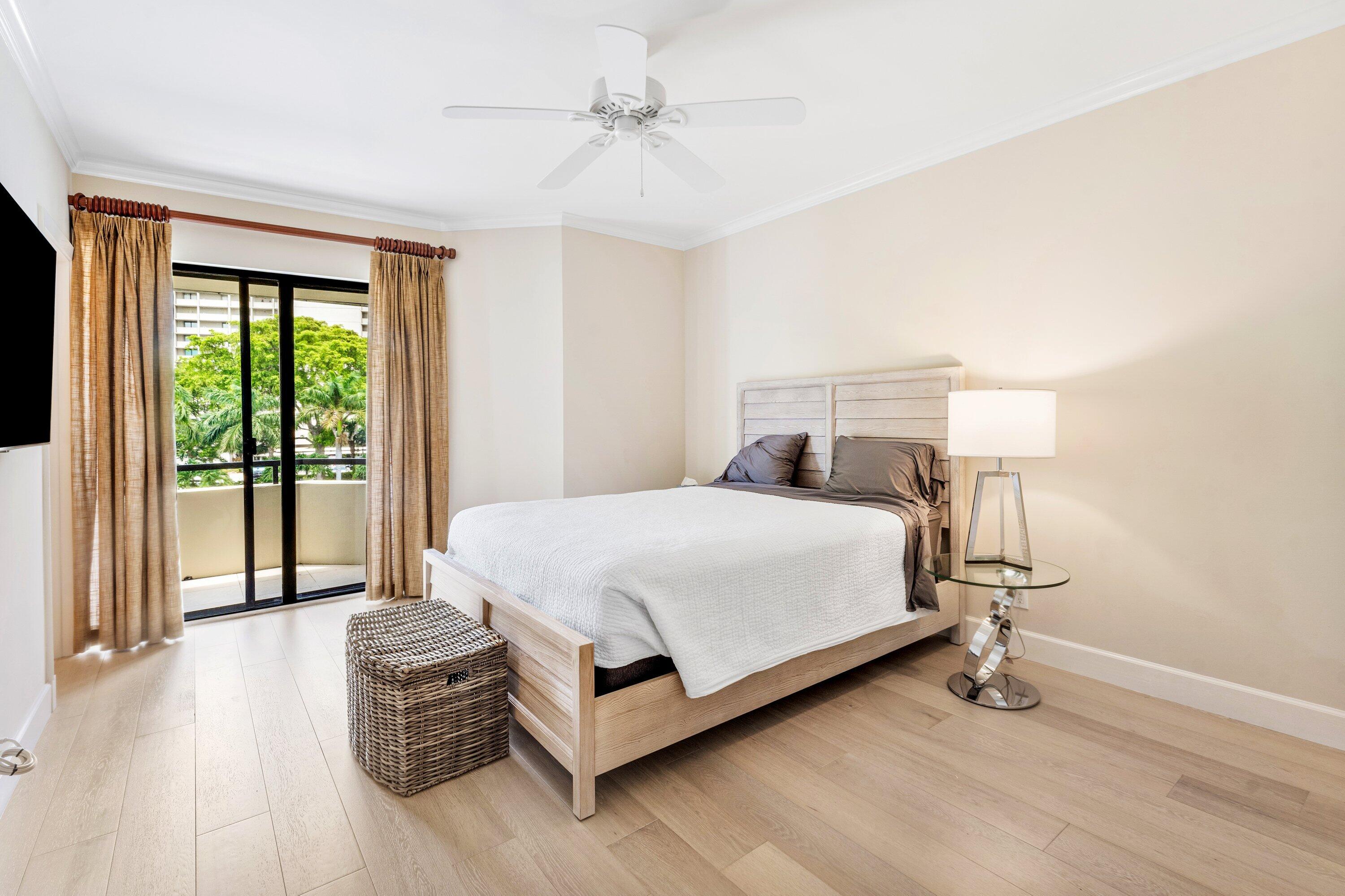 1125 E Marine #J3l, North Palm Beach FL 33408