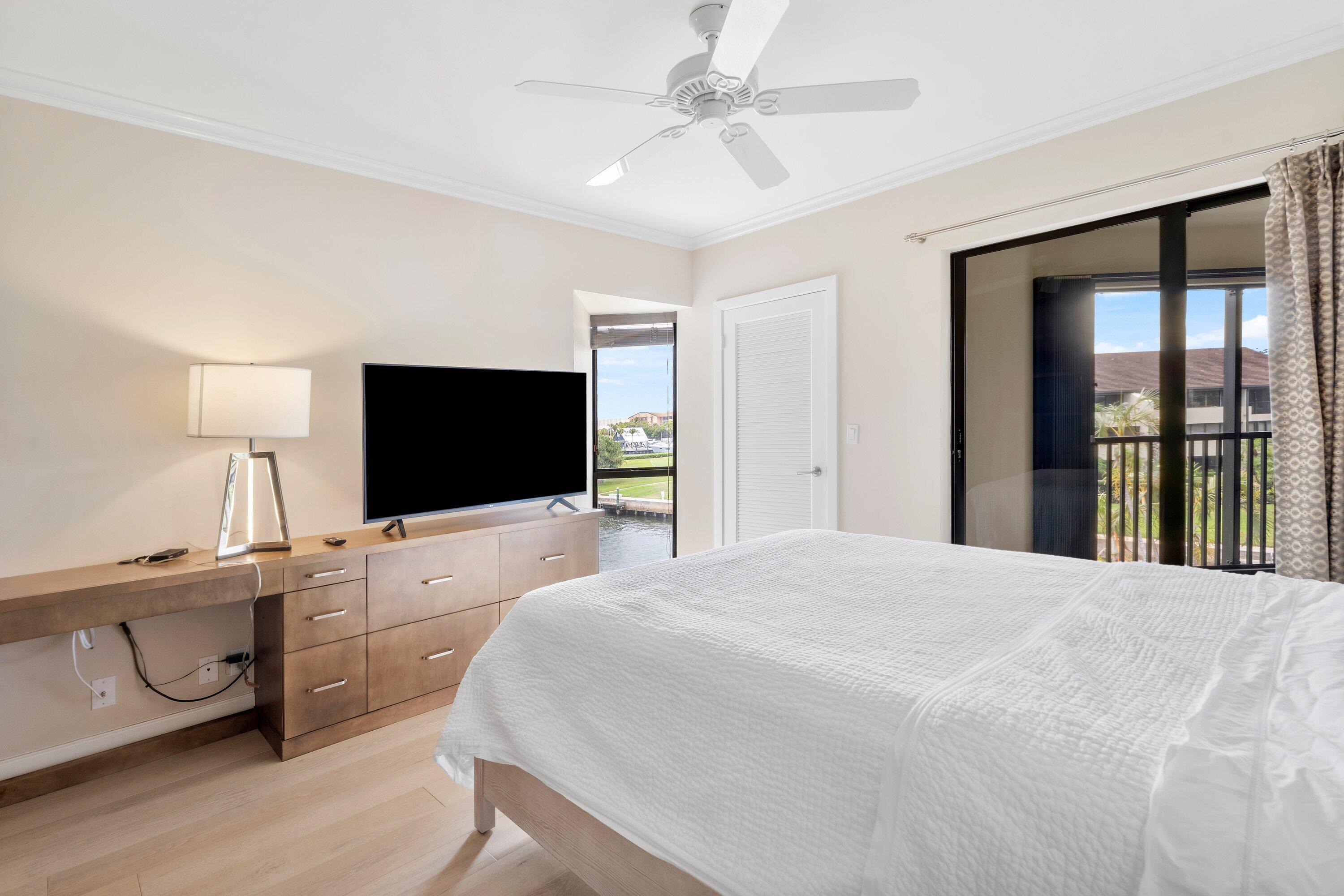 1125 E Marine #J3l, North Palm Beach FL 33408