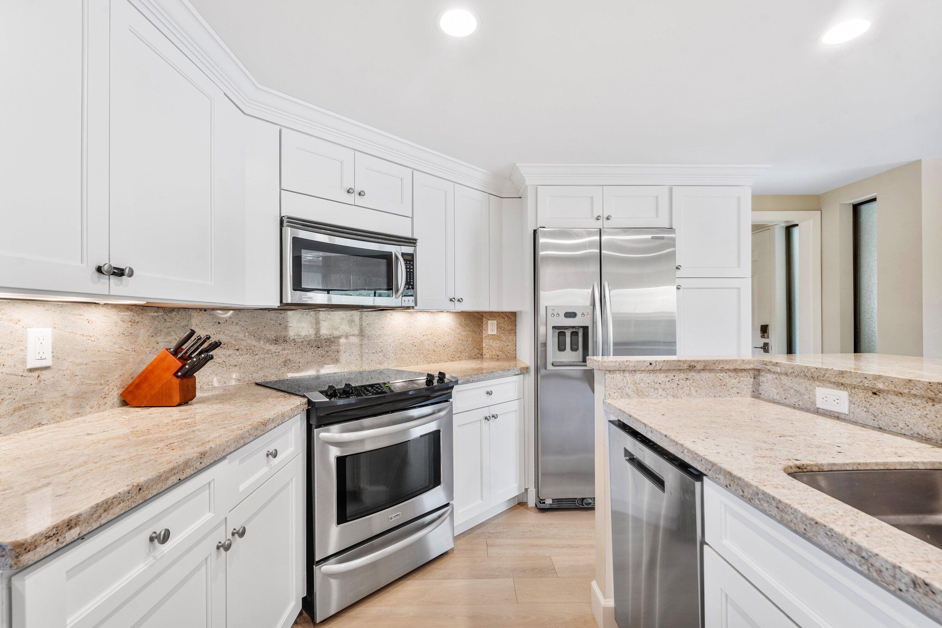 1125 E Marine #J3l, North Palm Beach FL 33408