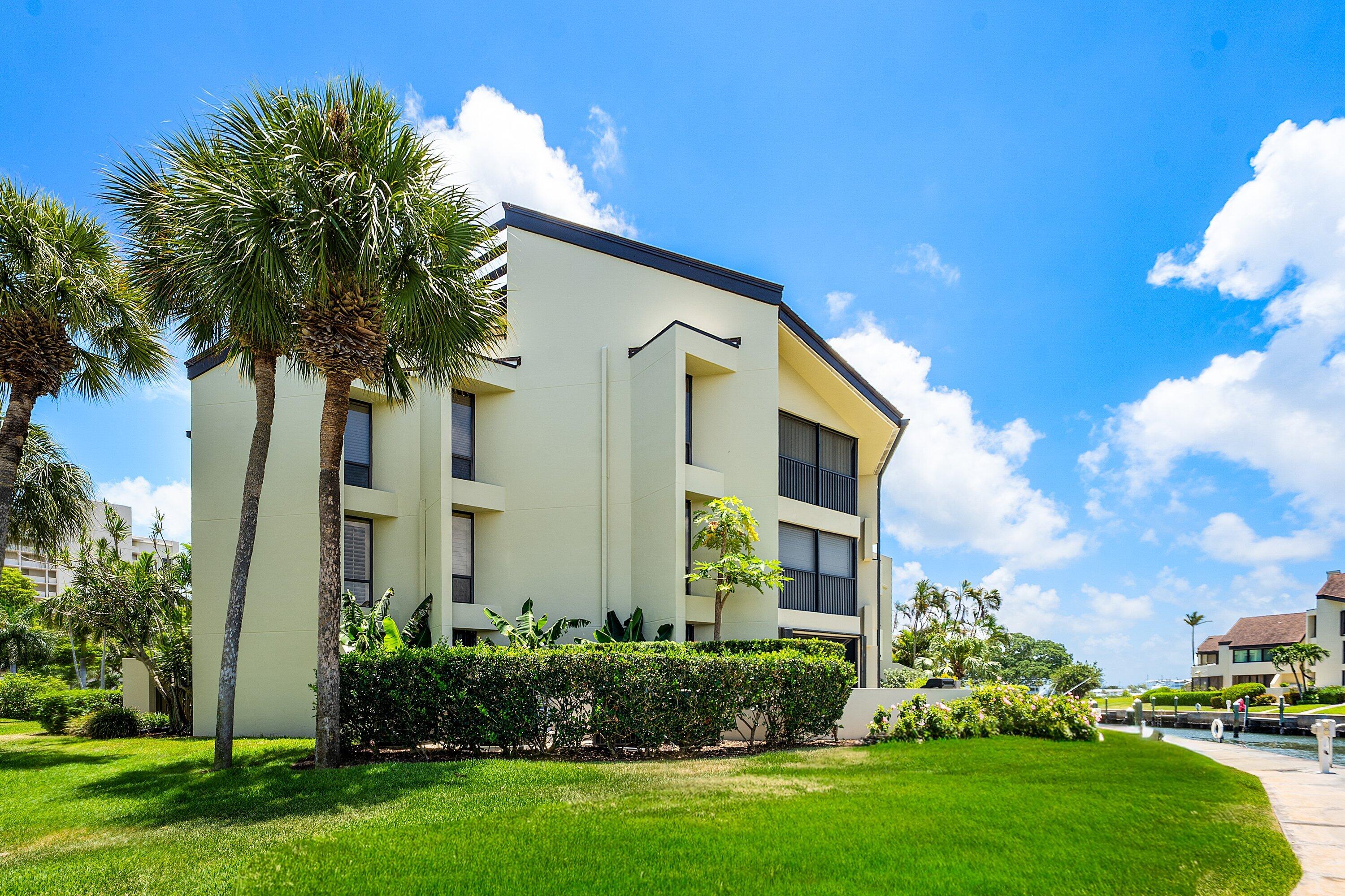 1125 E Marine #J3l, North Palm Beach FL 33408