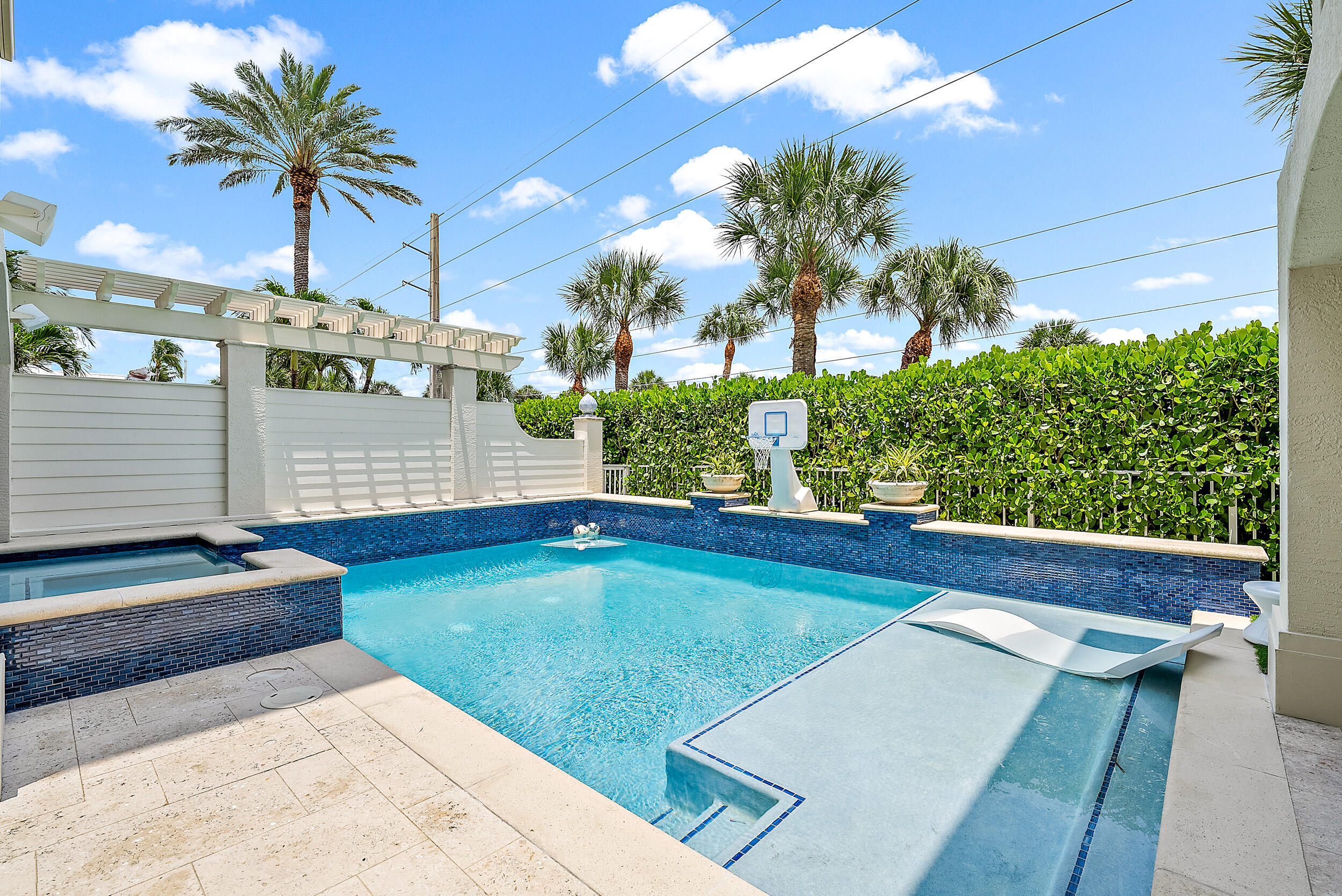 410 Old Towne, Juno Beach FL 33408